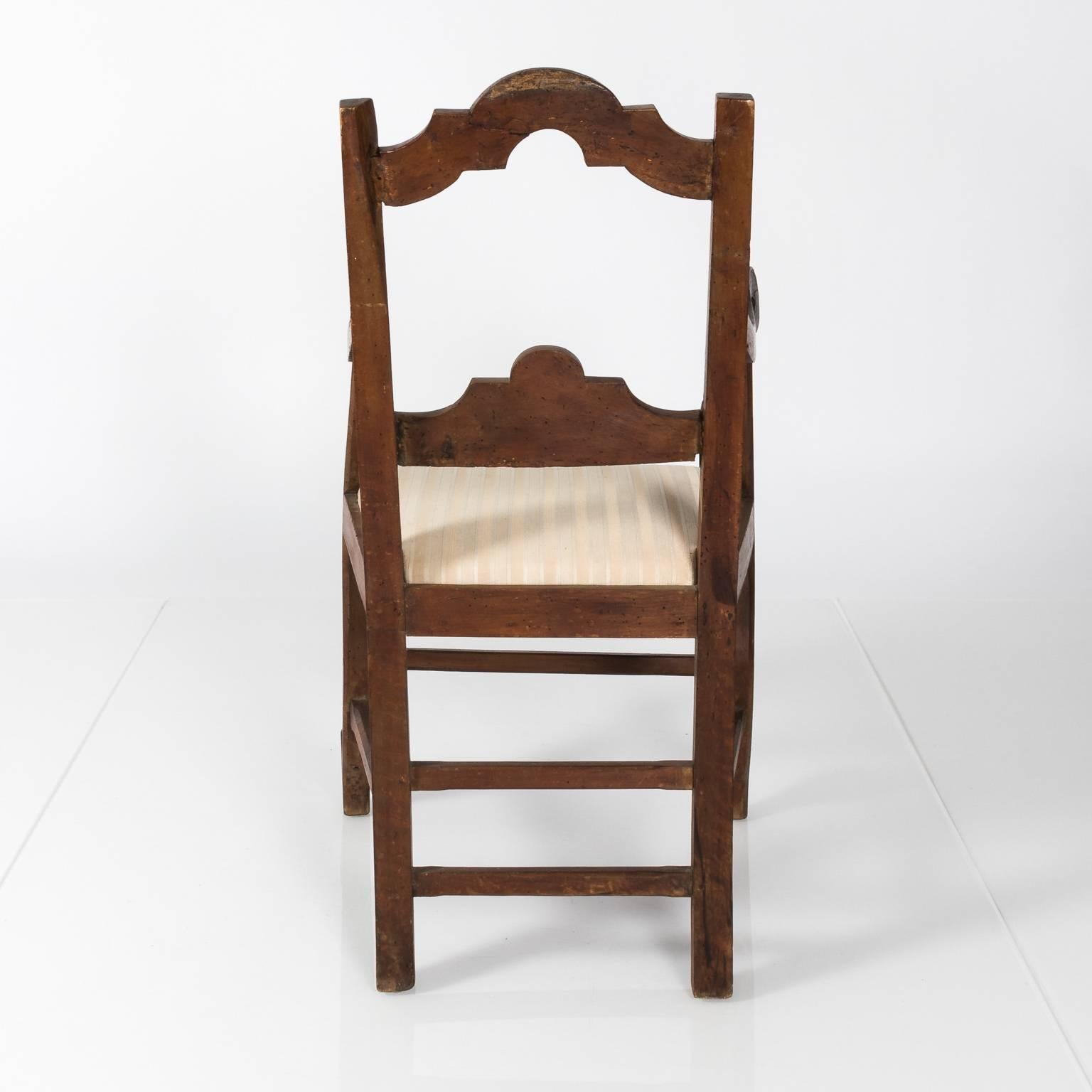 19th Century, Italian Walnut Armchair For Sale 2