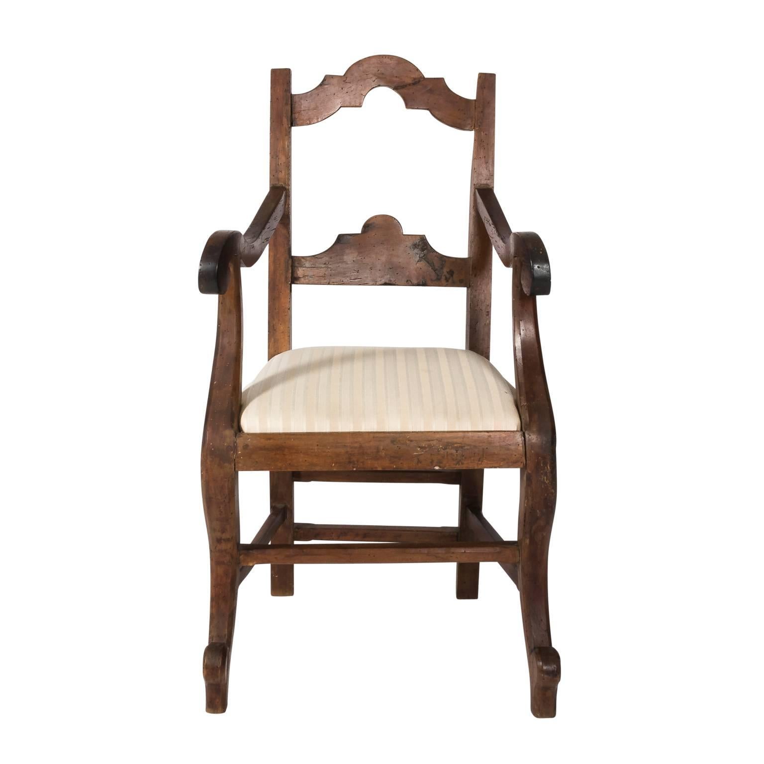 19th Century, Italian Walnut Armchair For Sale 5