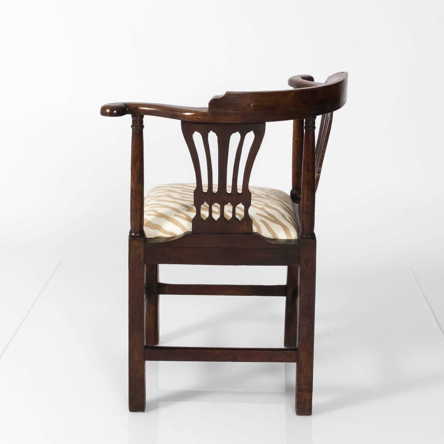 George III Corner Chair In Good Condition In Stamford, CT