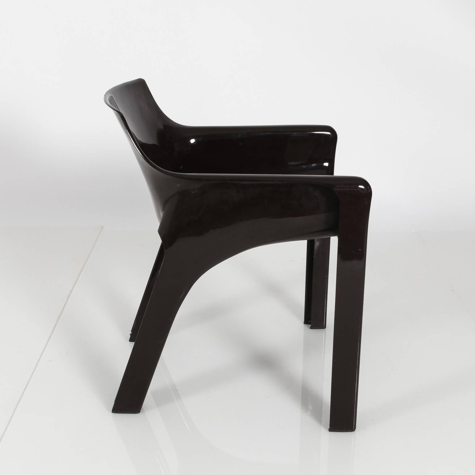 Fiberglass Lounge Chair by Vico Magistretti