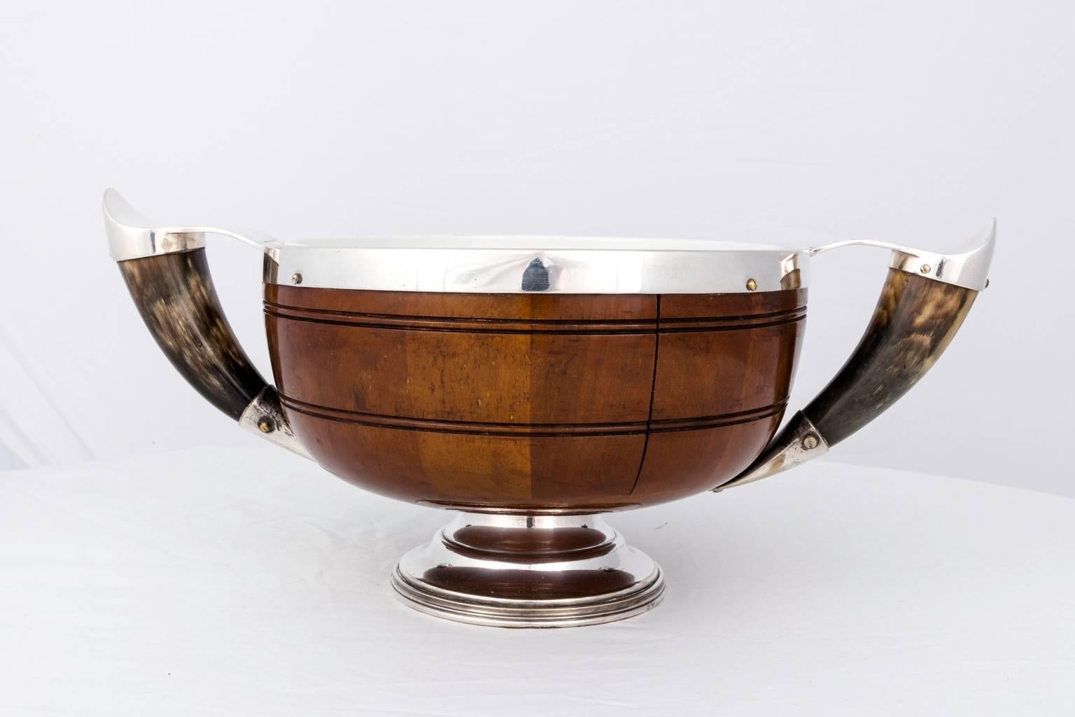 20th Century Edwardian Wood and Silver Plated Server Bowl  For Sale