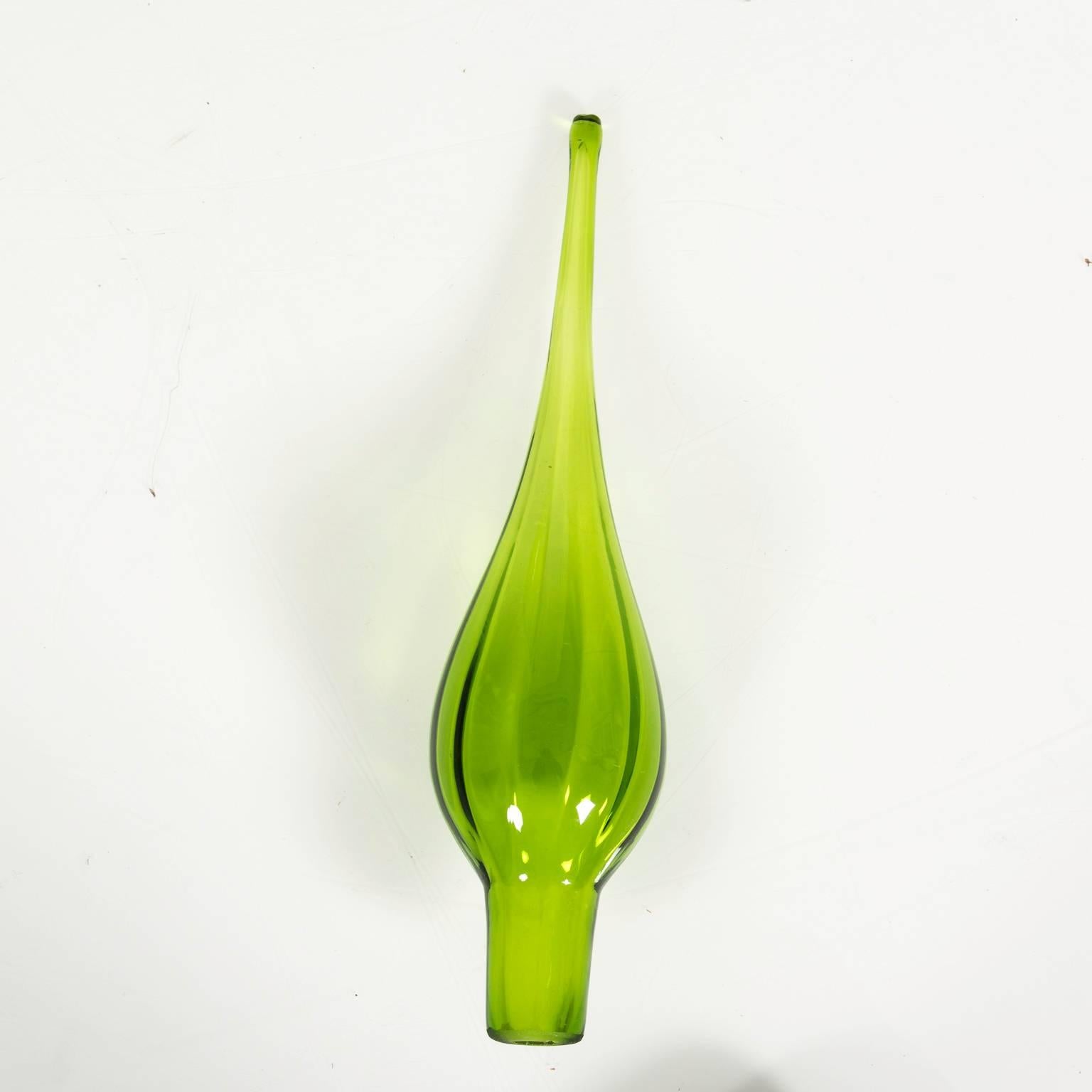 Green Blenko Glass Vase In Good Condition In Stamford, CT