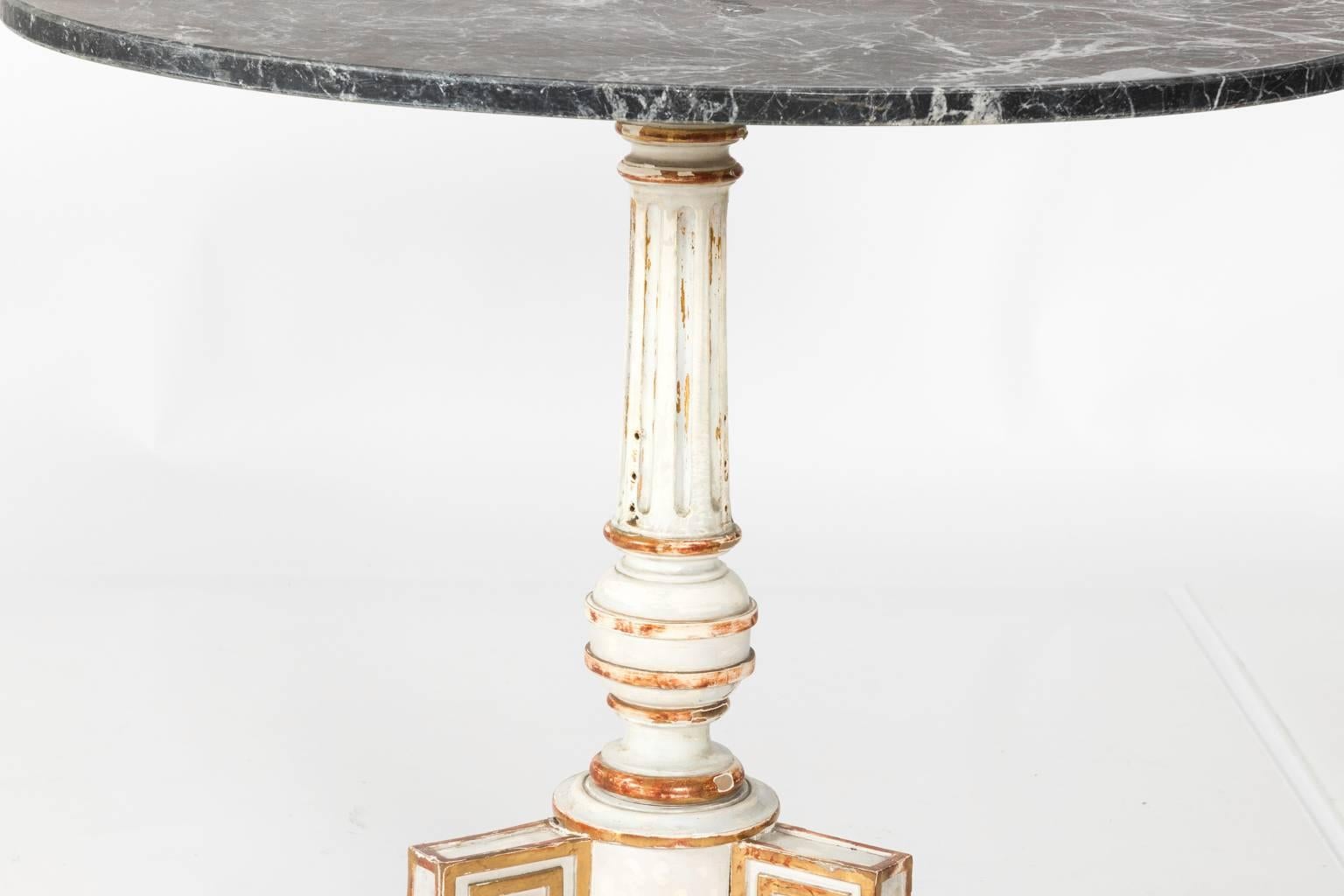 Mid-20th Century Neoclassical Round Marble-Top Pedestal Side Table, circa 1930s