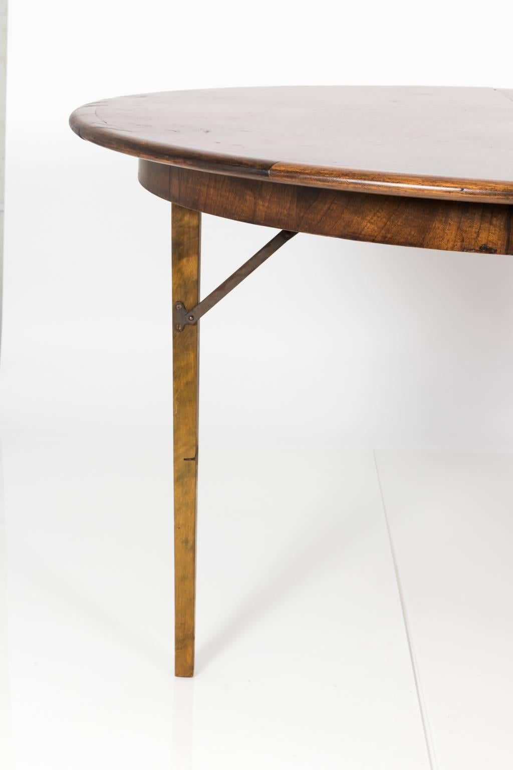 Mid-Century Modern Teak Wood Adjustable Oval / Round Dining Table 2