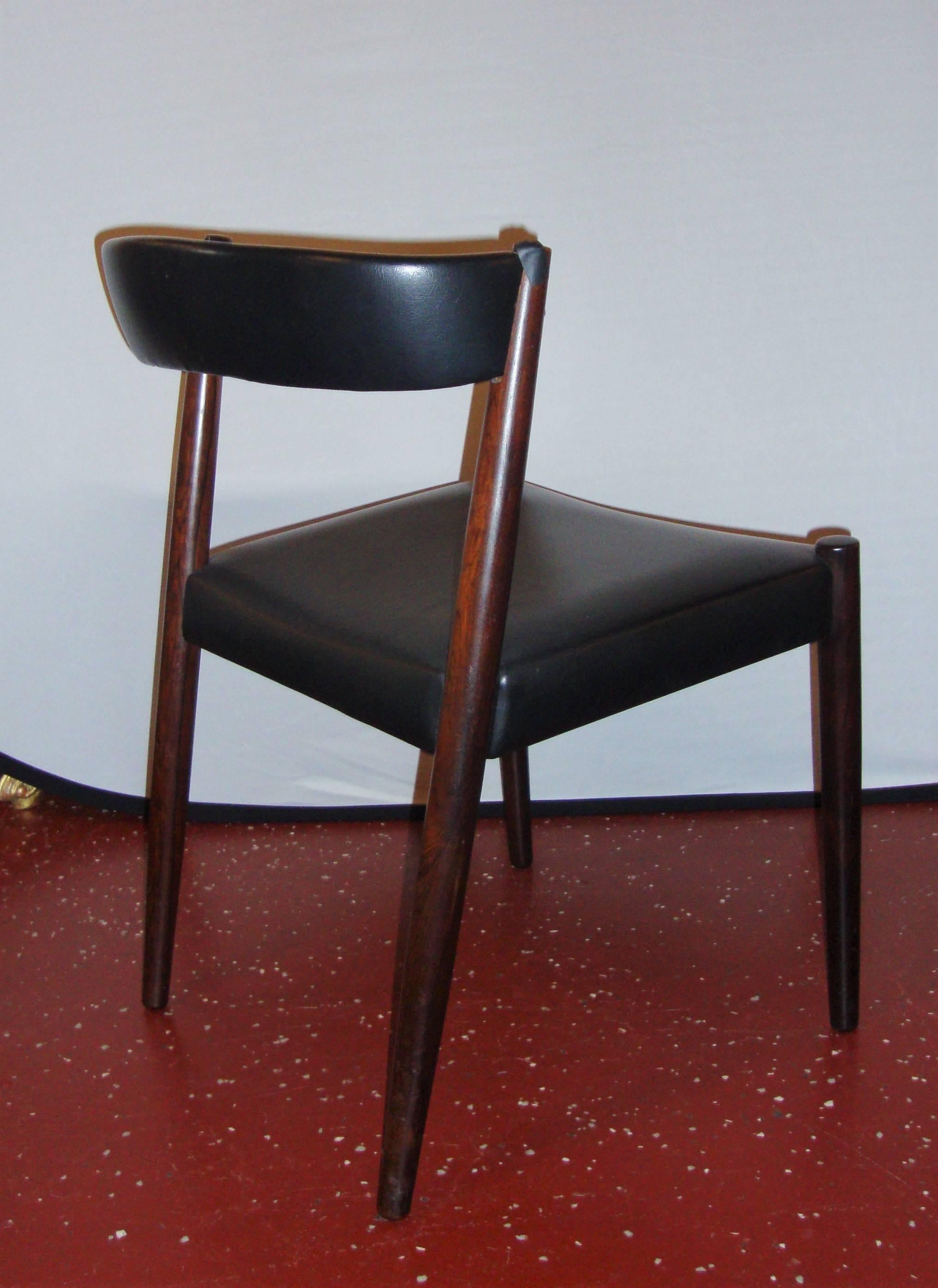 Pair of Custom Quality Danish Mid-Century Modern Side Chairs In Good Condition In Stamford, CT