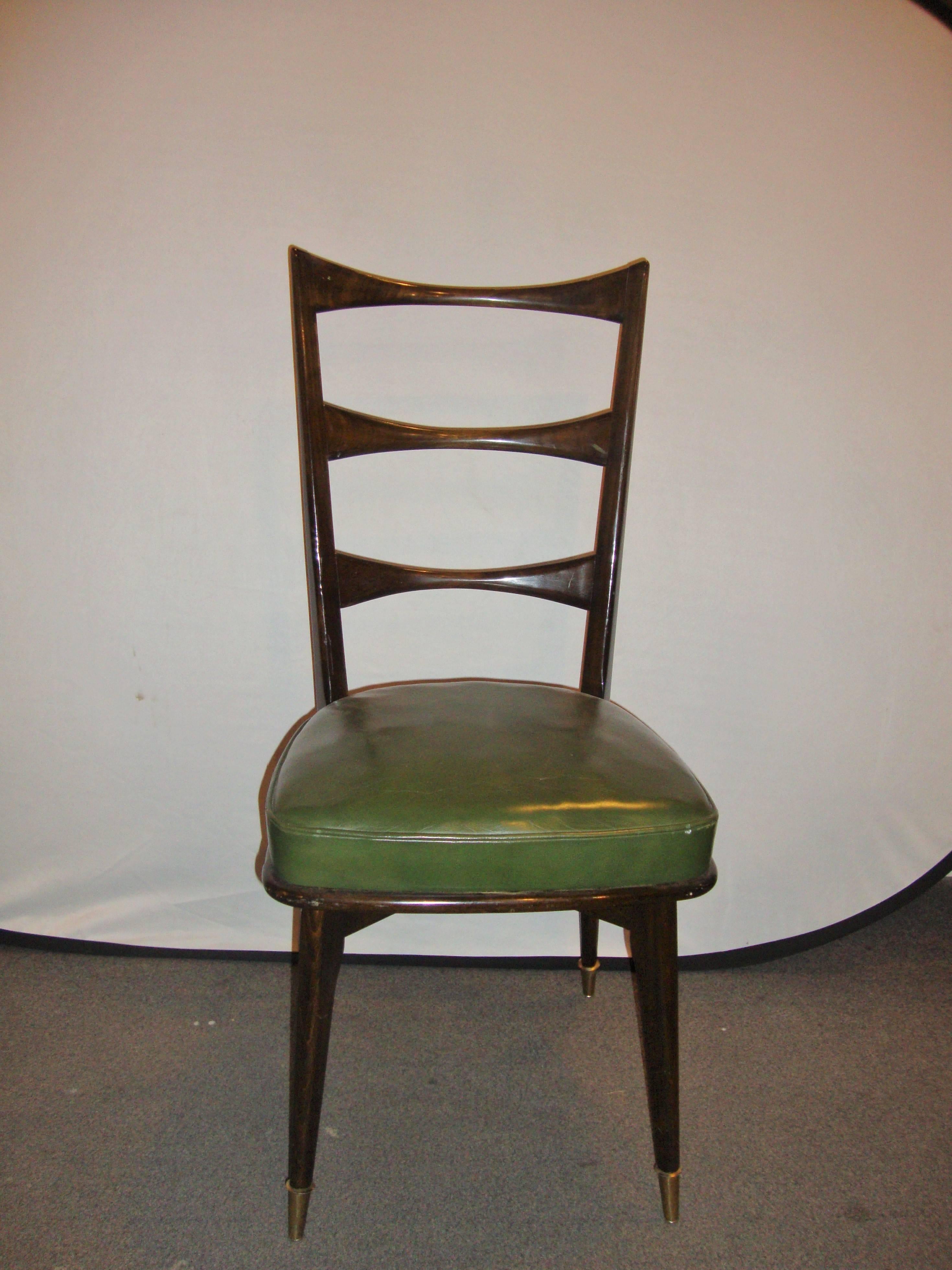 Set of Eight Italian Mid-Century Modern Dining Chairs Sturdy Ladder Back In Good Condition In Stamford, CT