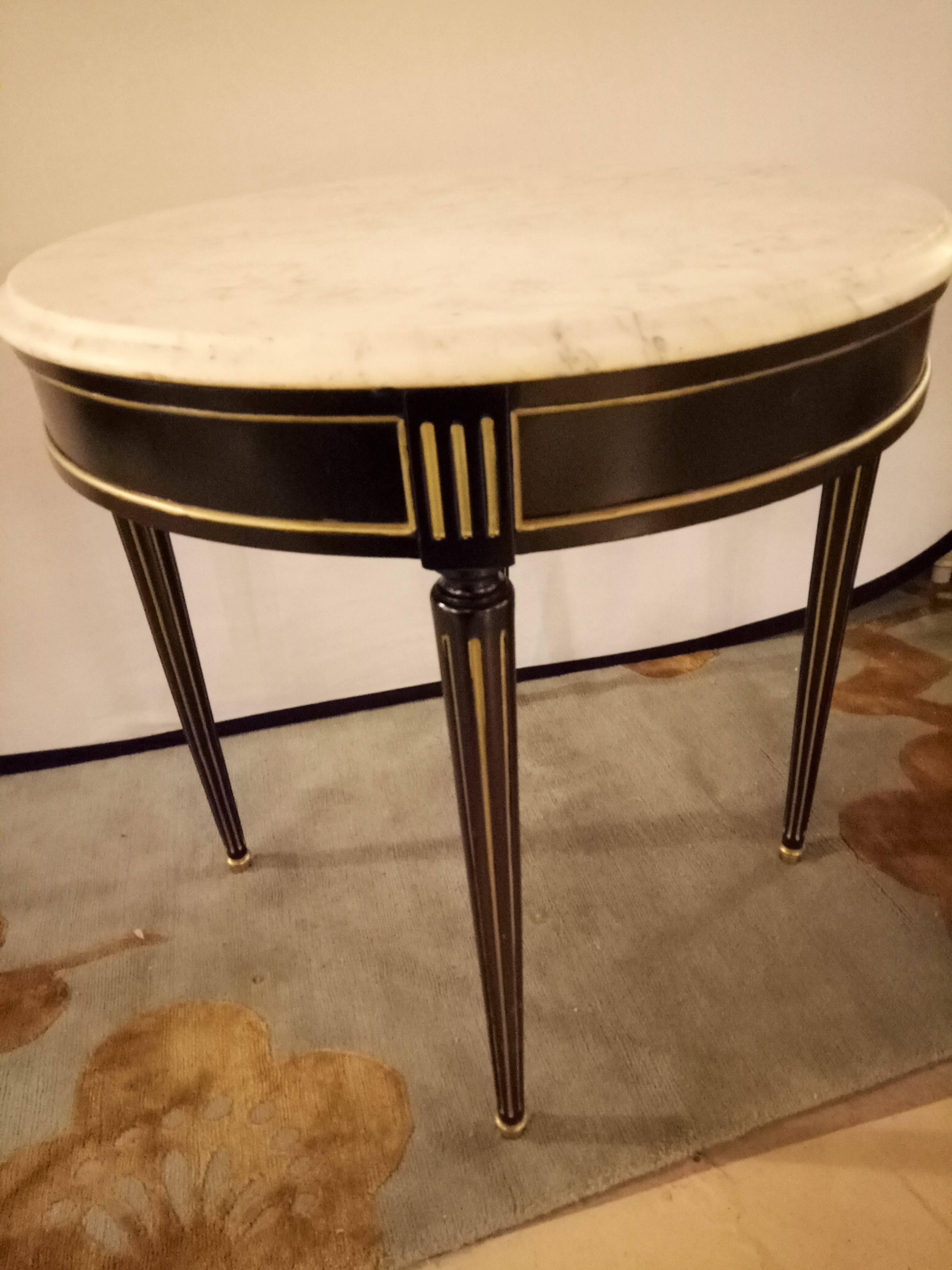 Ebonized Marble-Top Louis XVI Style Centre End Lamp Table In Good Condition In Stamford, CT
