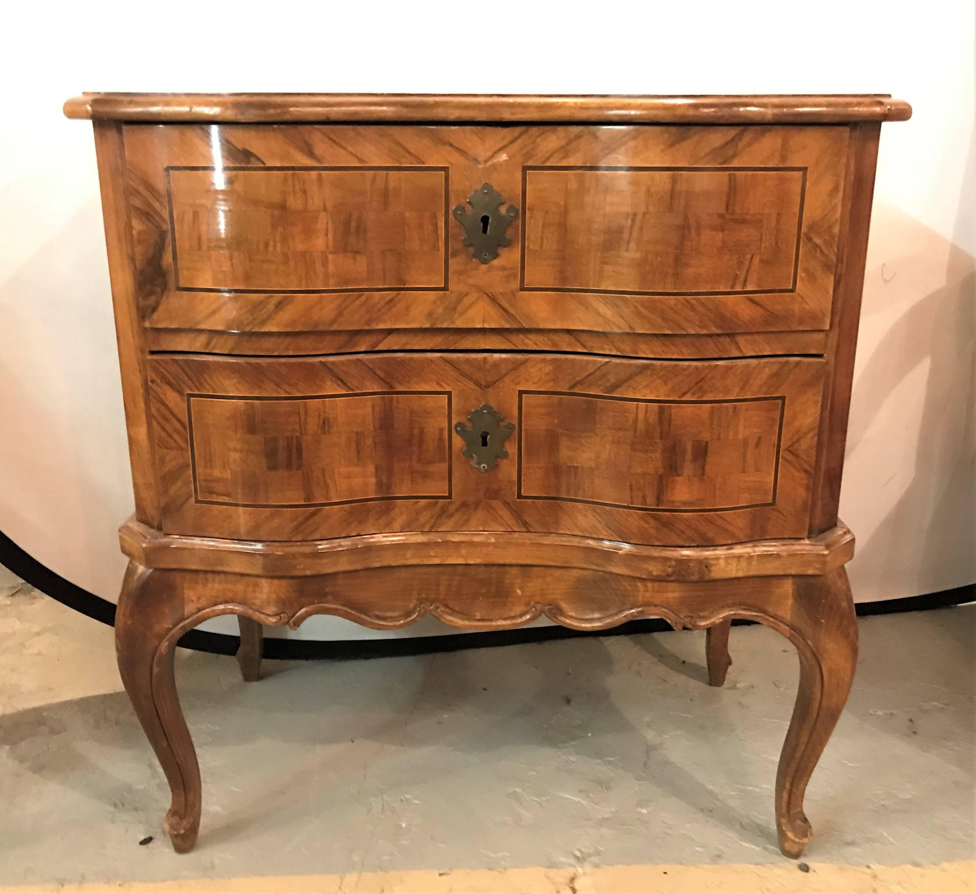 An Italian Ebony and Inlaid Continental Commode / Nightstand, 19th Century 2