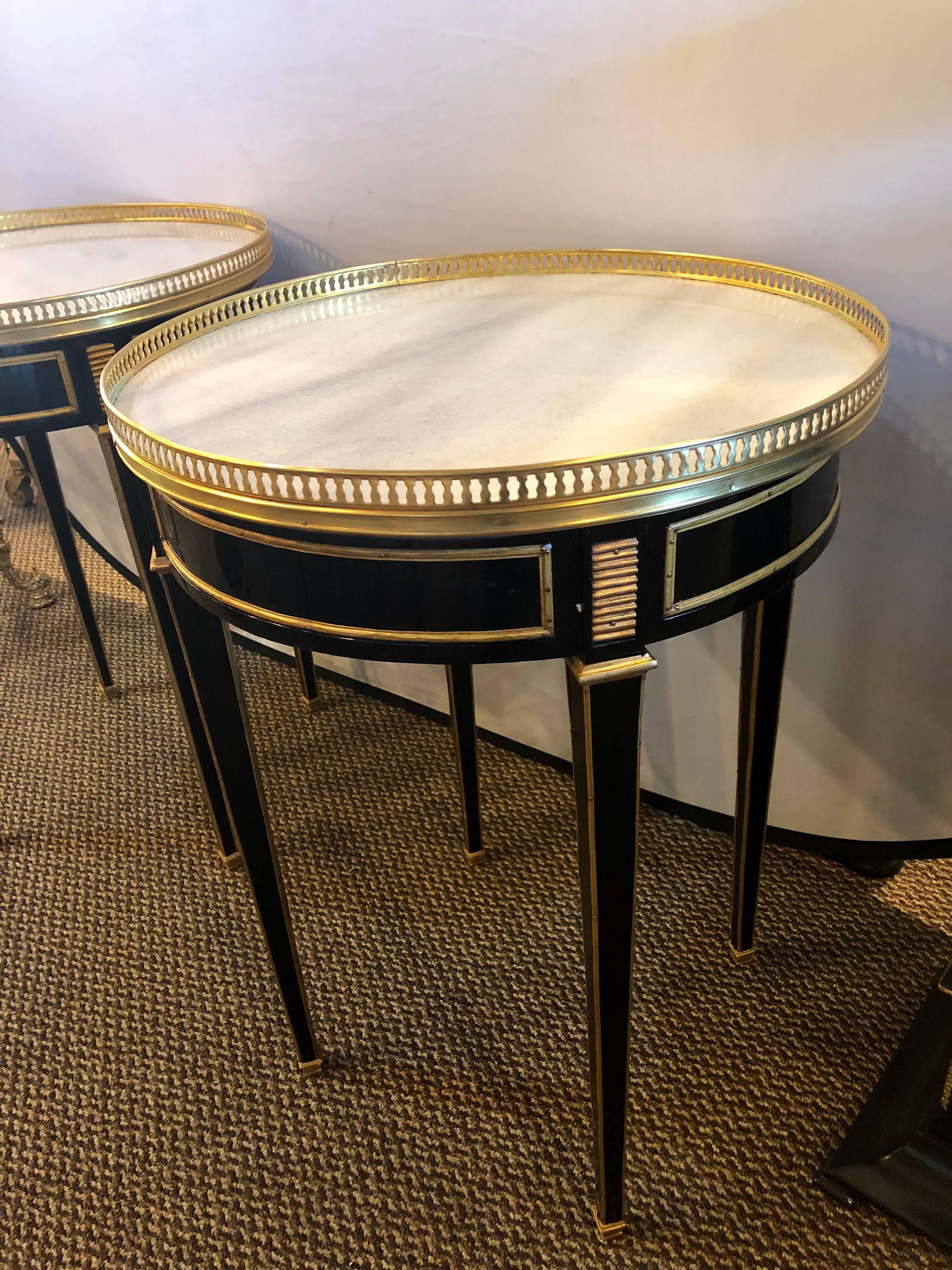 Pair of Ebony Pierced Bronze Galleried Bouillotte / End Tables Manner of Jansen In Good Condition In Stamford, CT