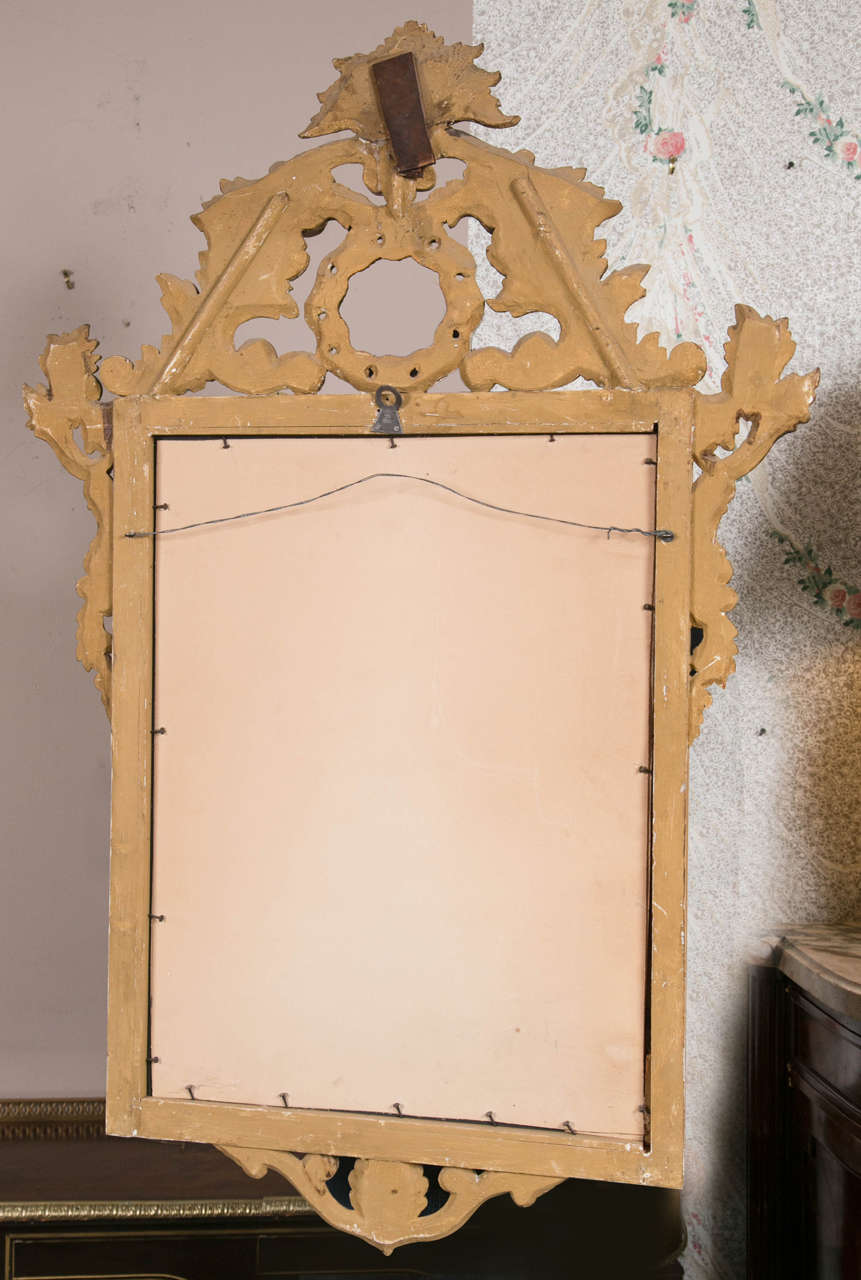 Pair of Parcel Gilt Beautifully Carved Italian Rococo Mirrors 7