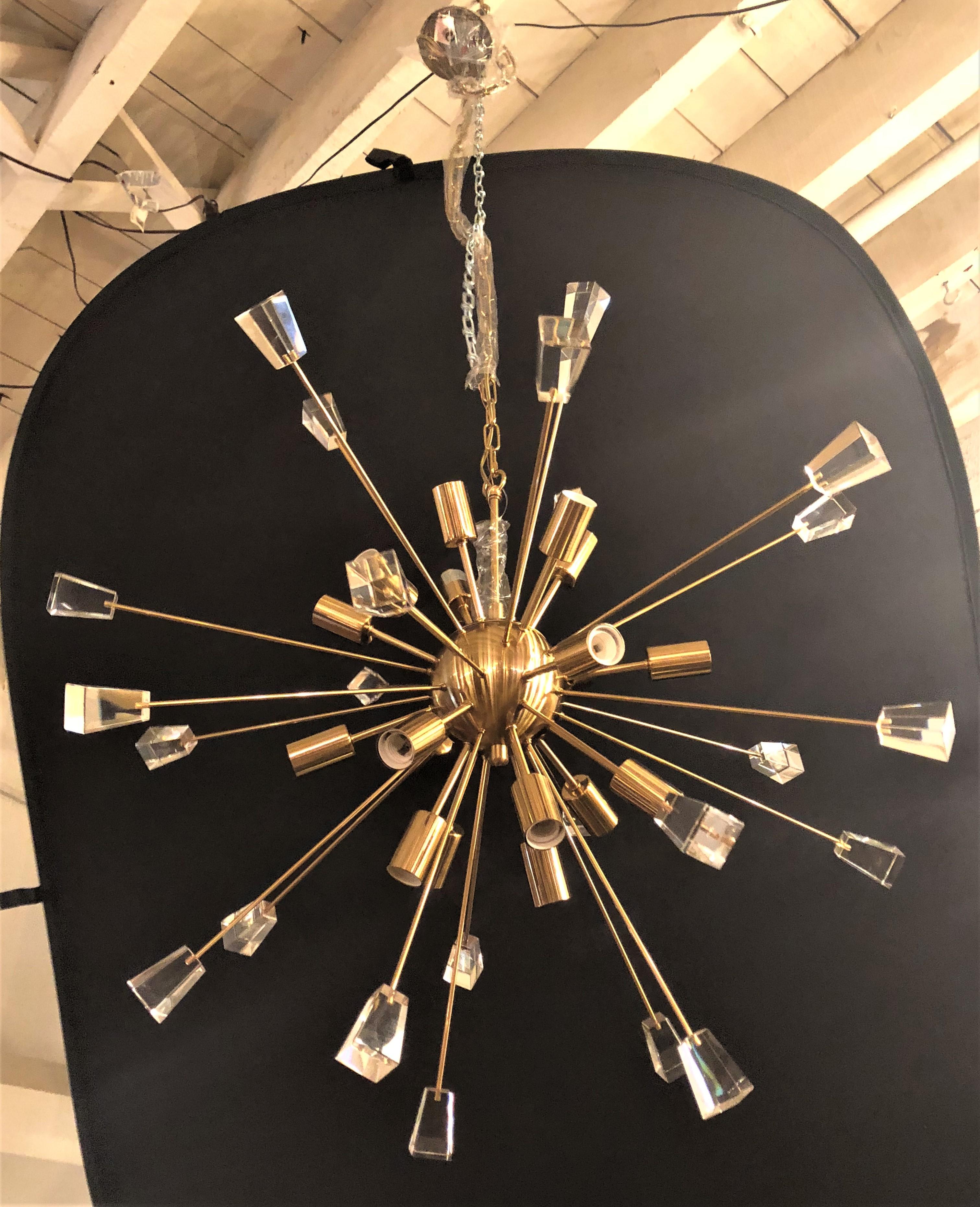 Pair of Brass Eighteen-Light Sputnik Chandeliers in the Mid-Century Modern Style In Good Condition In Stamford, CT