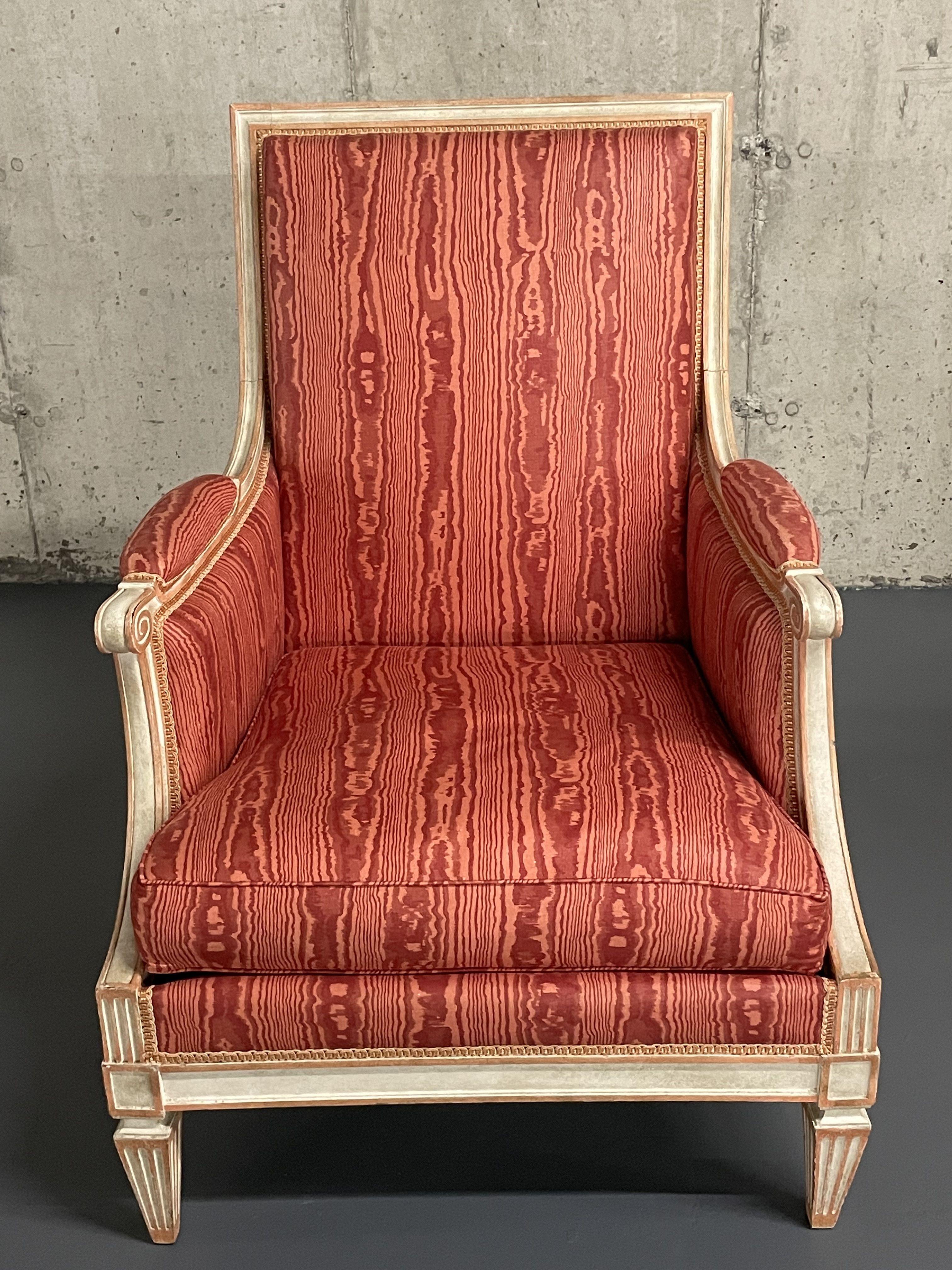Mid-20th Century Pair of Louis XVI Style Painted Bergère Arm/Lounge Chairs, Traditional, France For Sale