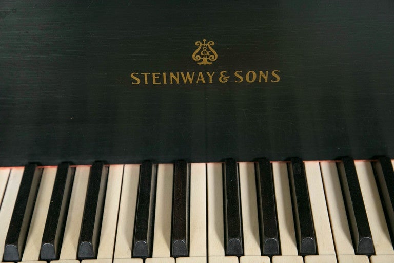 steinway model l dimensions