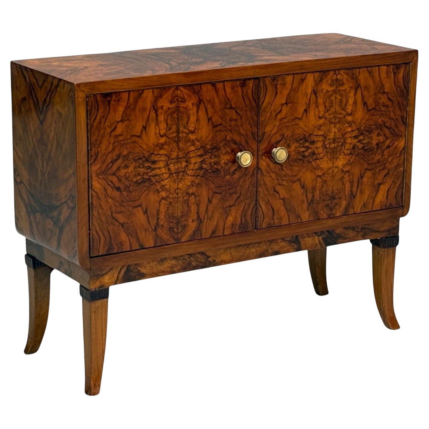 Emilio Lancia attr., Italian Modern, Walnut Root, Brass, Commode, Italy, 1930s For Sale