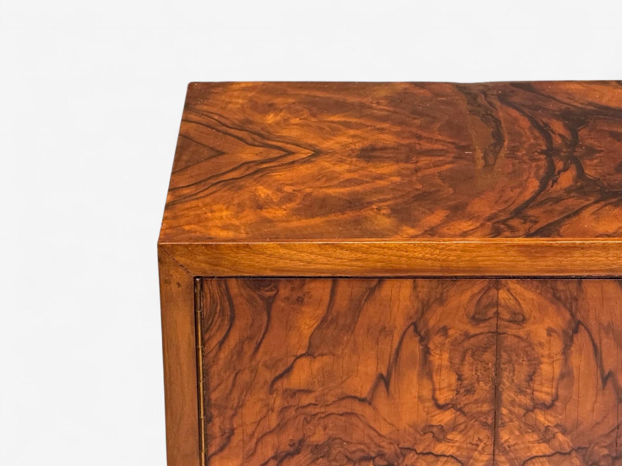 Emilio Lancia attr., Italian Modern, Walnut Root, Brass, Commode, Italy, 1930s For Sale 1