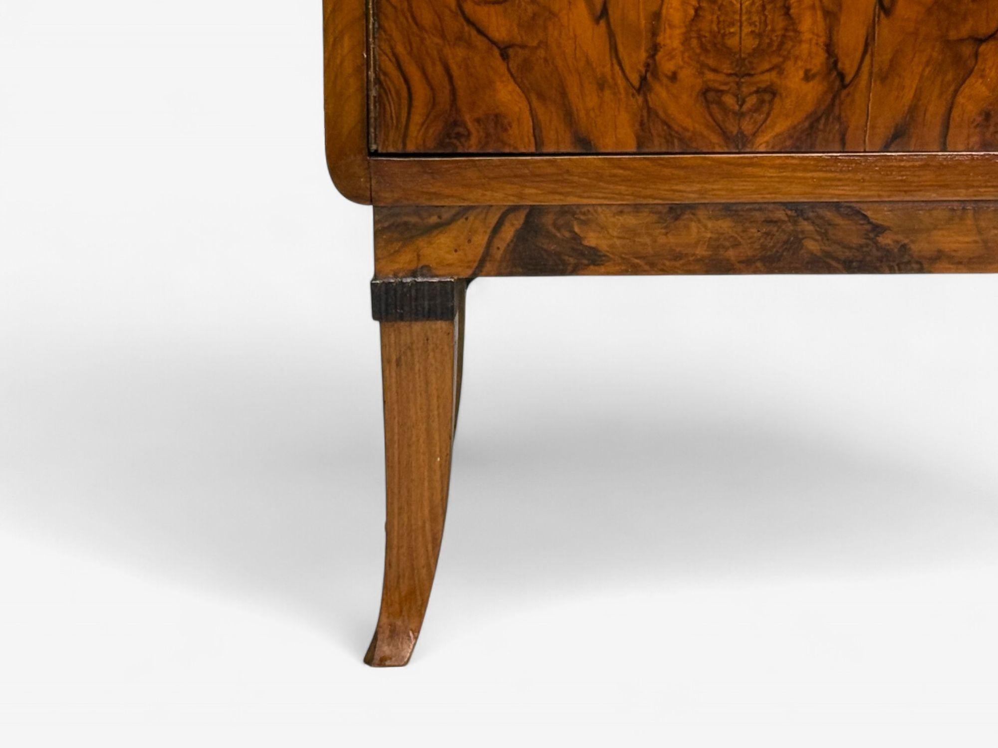 Emilio Lancia attr., Italian Modern, Walnut Root, Brass, Commode, Italy, 1930s For Sale 3