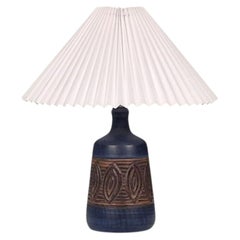 Jette Hellerøe, Danish Modern, Carved Stoneware Table Lamp, Denmark, c. 1970s