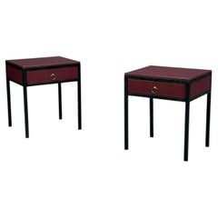 Style Jean-Michel Frank, tables de chevet, cuir bordeaux, fer