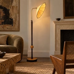 Schwedischer Art-déco-Stil, höhenverstellbare Stehlampe, Birke, Messing, Stoff, Schweden, 1930er Jahre