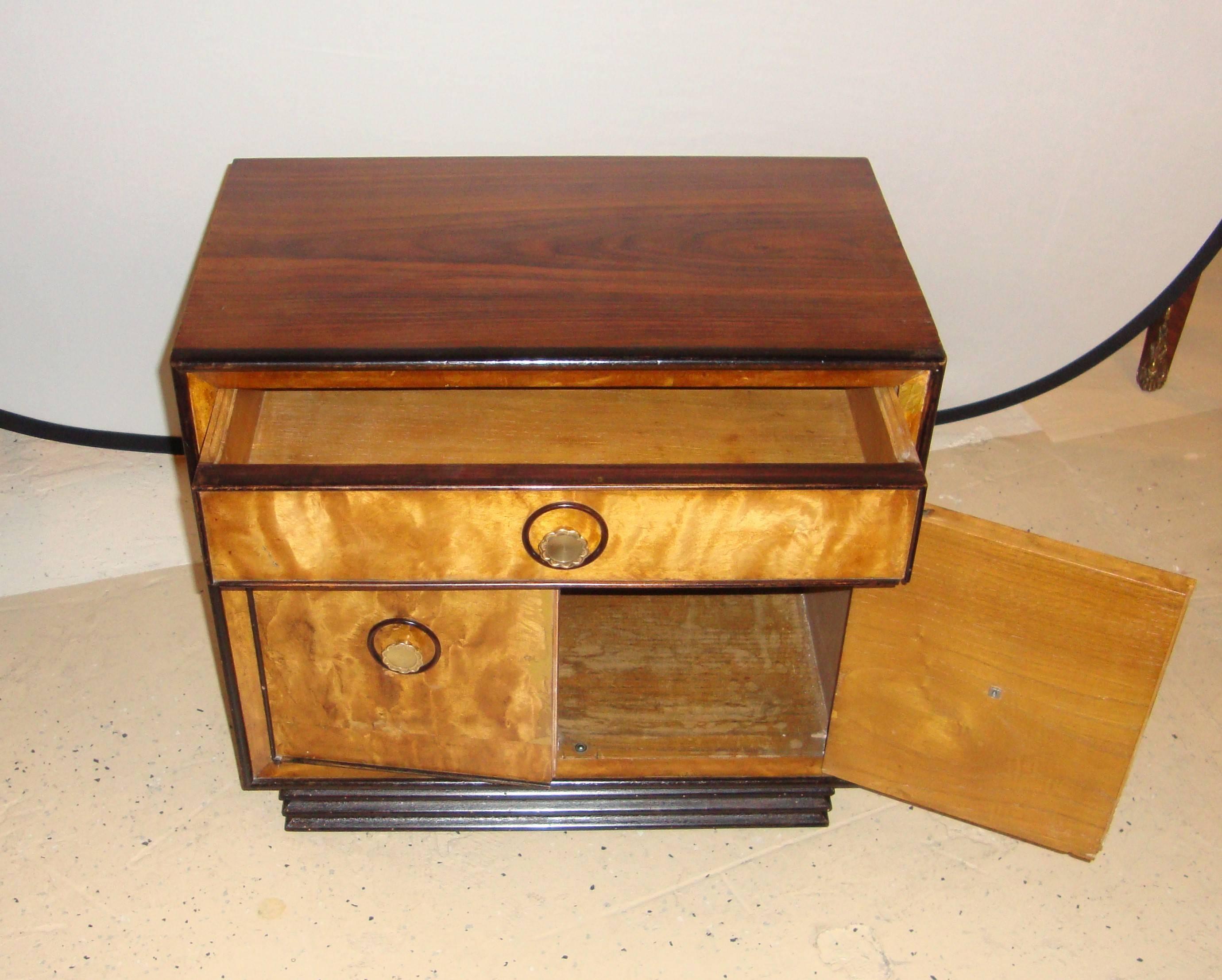 Pair of Art Deco Mid-Century Modern Nightstands/End Tables 2