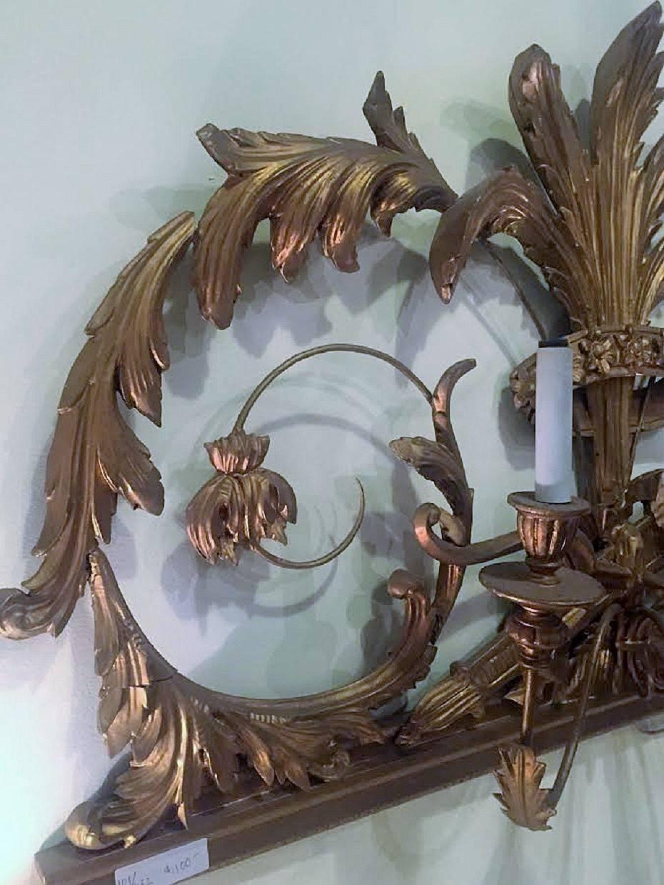 Italian Five-Light Gilt Gesso Wall Sconce Wired In Good Condition In Stamford, CT