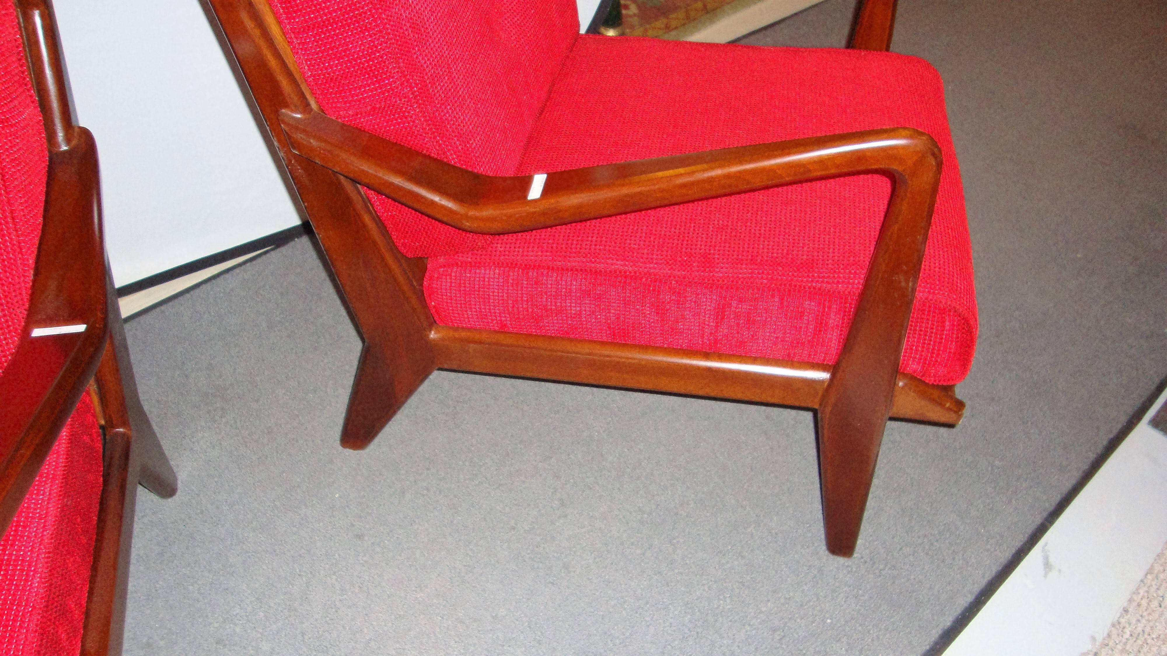 Mid-20th Century Pair of Mid-Century Modern Style Lounge Chairs