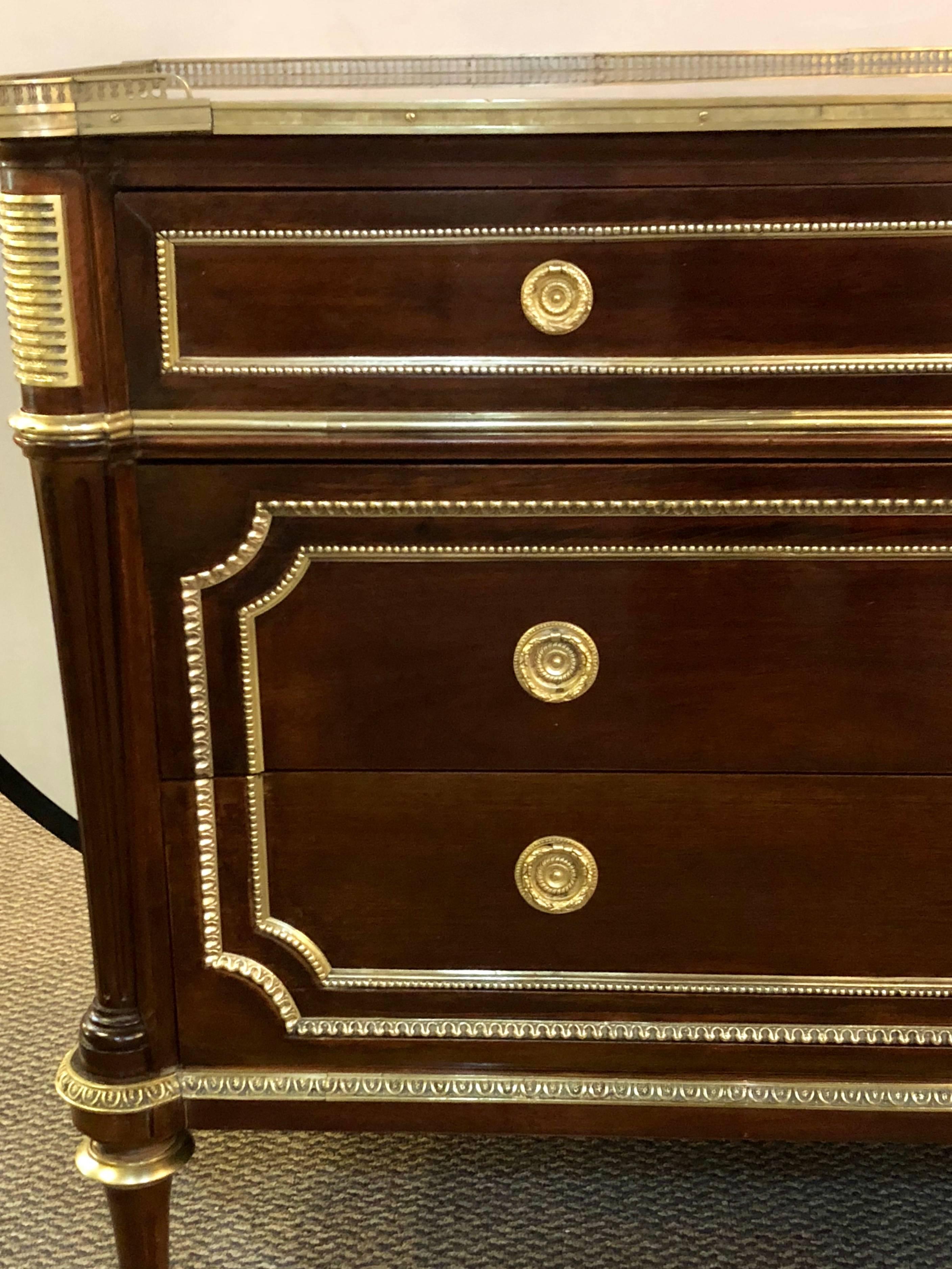 French Fine Marble-Top Mahogany Commode/  Dresser/ Credenza 1920s By Maison Jansen
