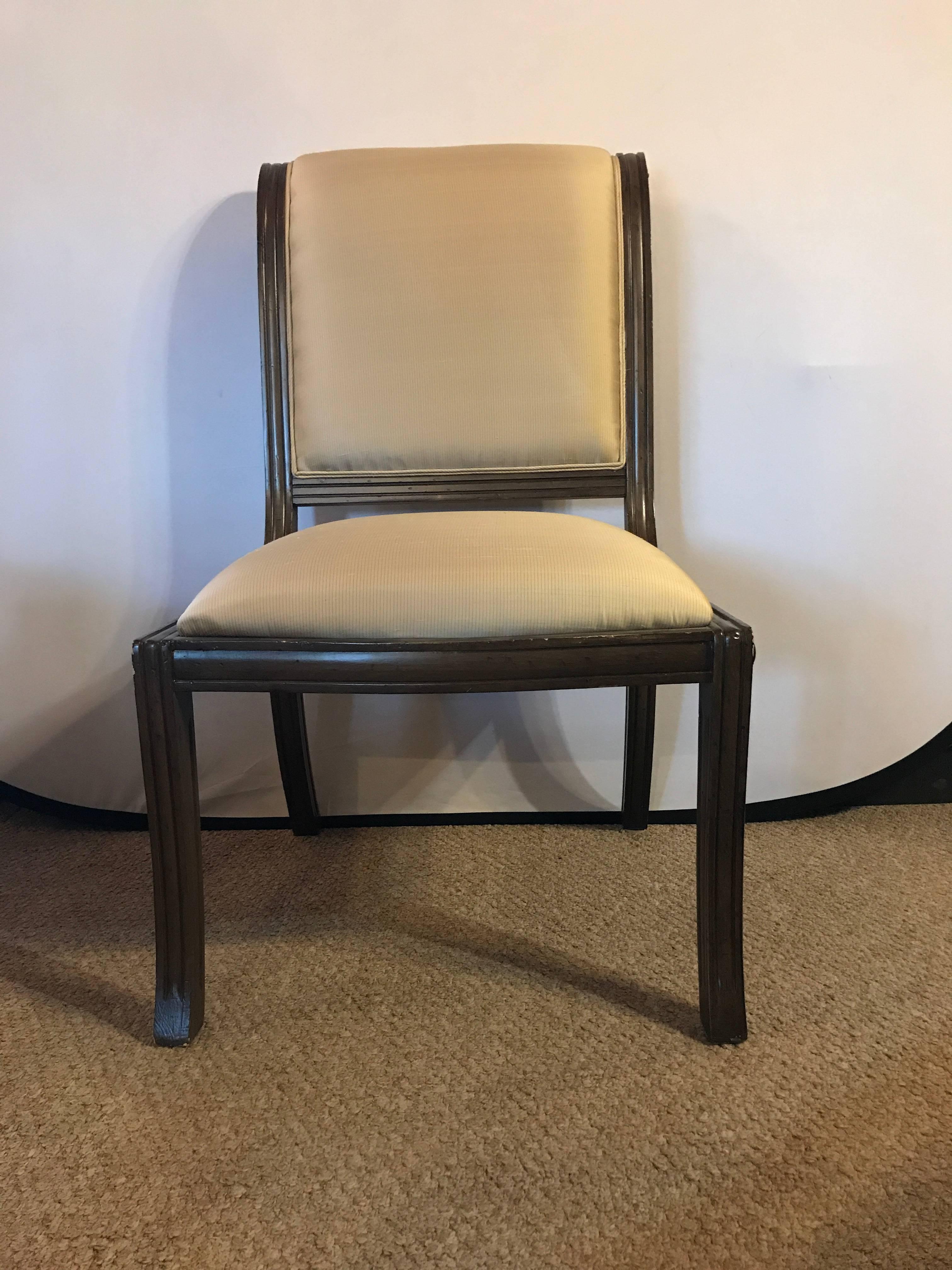 Set of Eight (two-arm and a set of six chairs)Sabre Leg Sleigh Back Dining Chair In Good Condition In Stamford, CT
