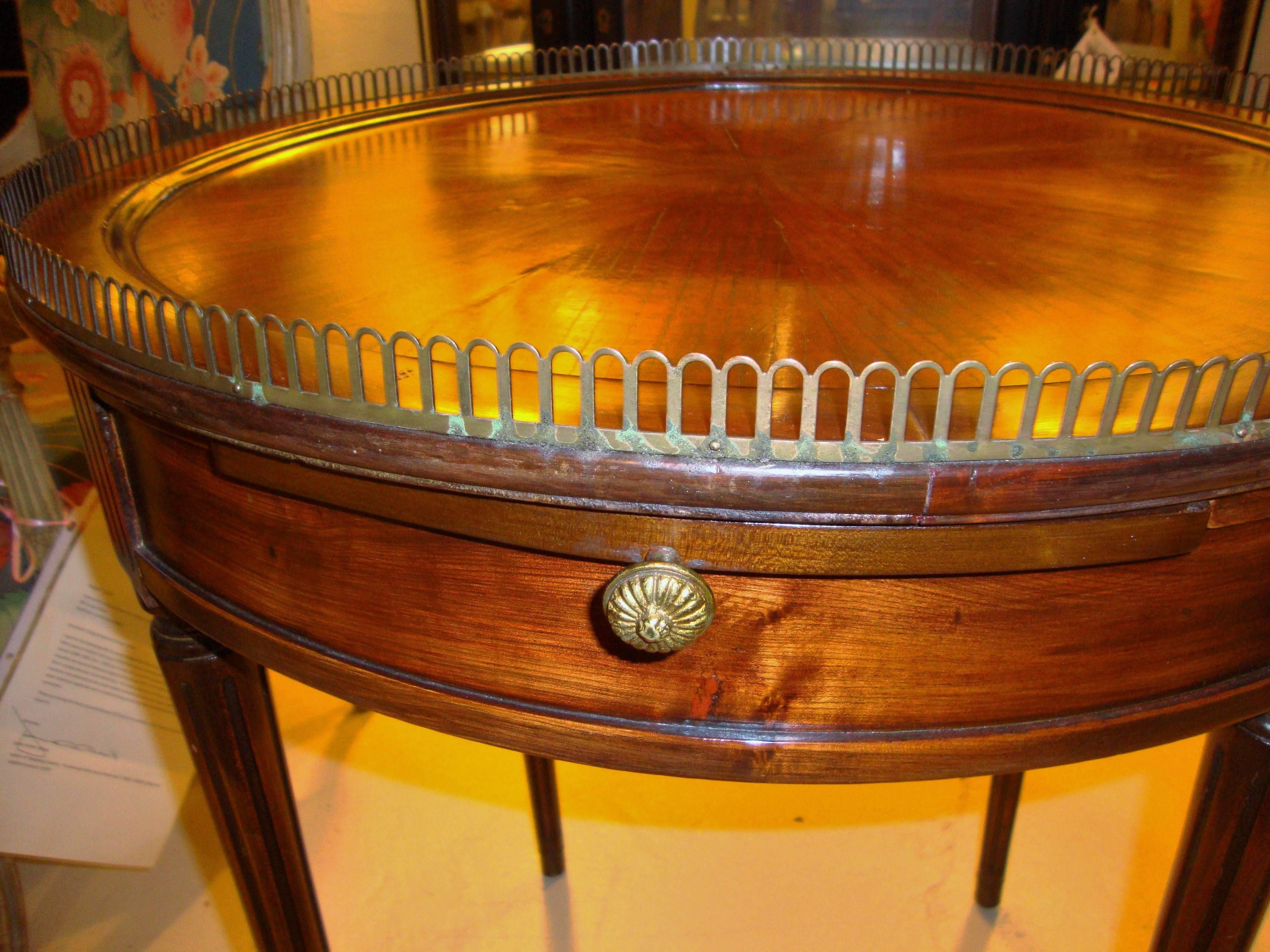 Unknown Louis XVI Style Mahogany Circular Center or End Table