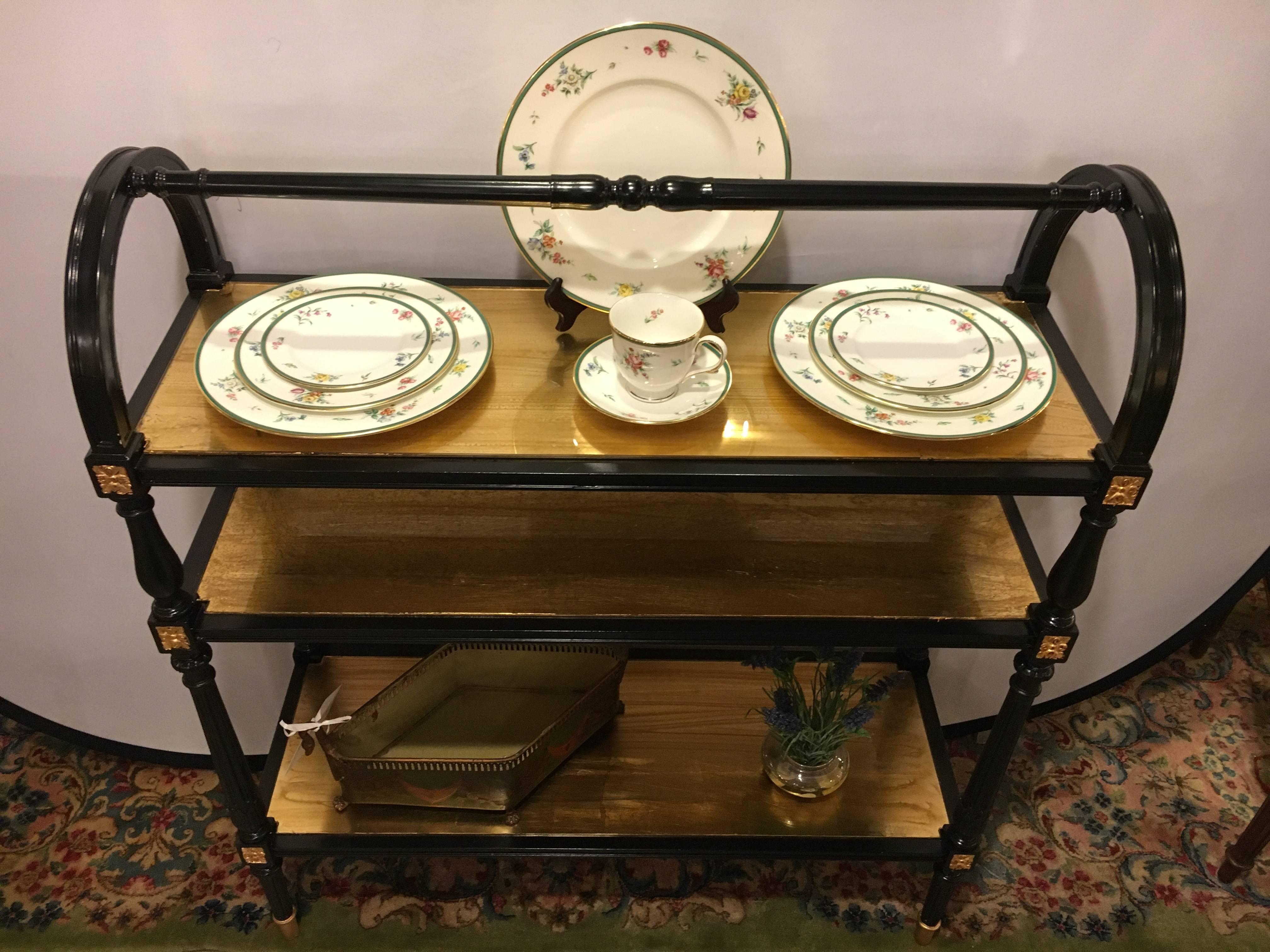 Neoclassical Hollywood Regency Style Etagere or Server In Good Condition In Stamford, CT