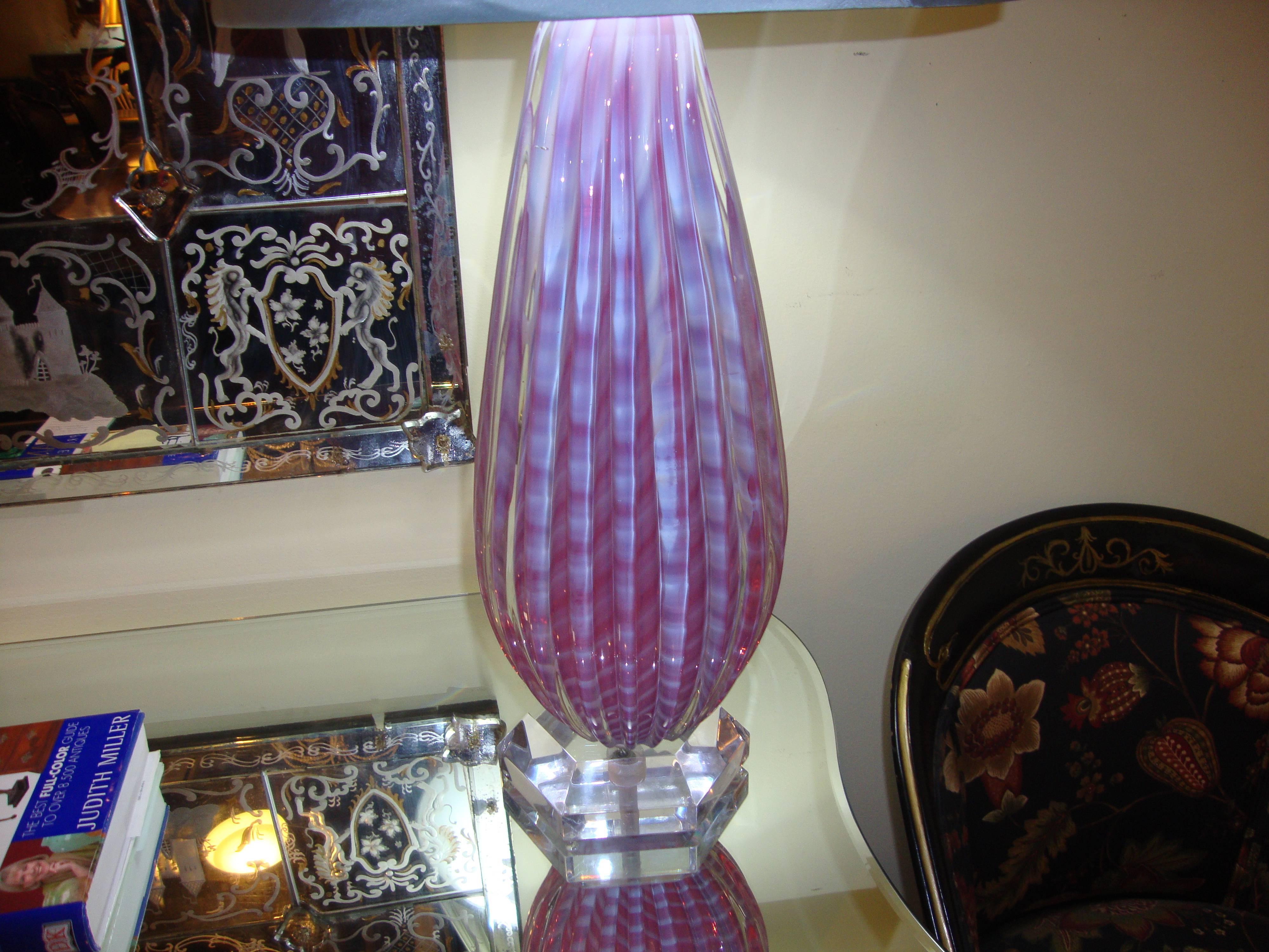 20th Century Pair of Pink and White Murano Glass Table Lamps