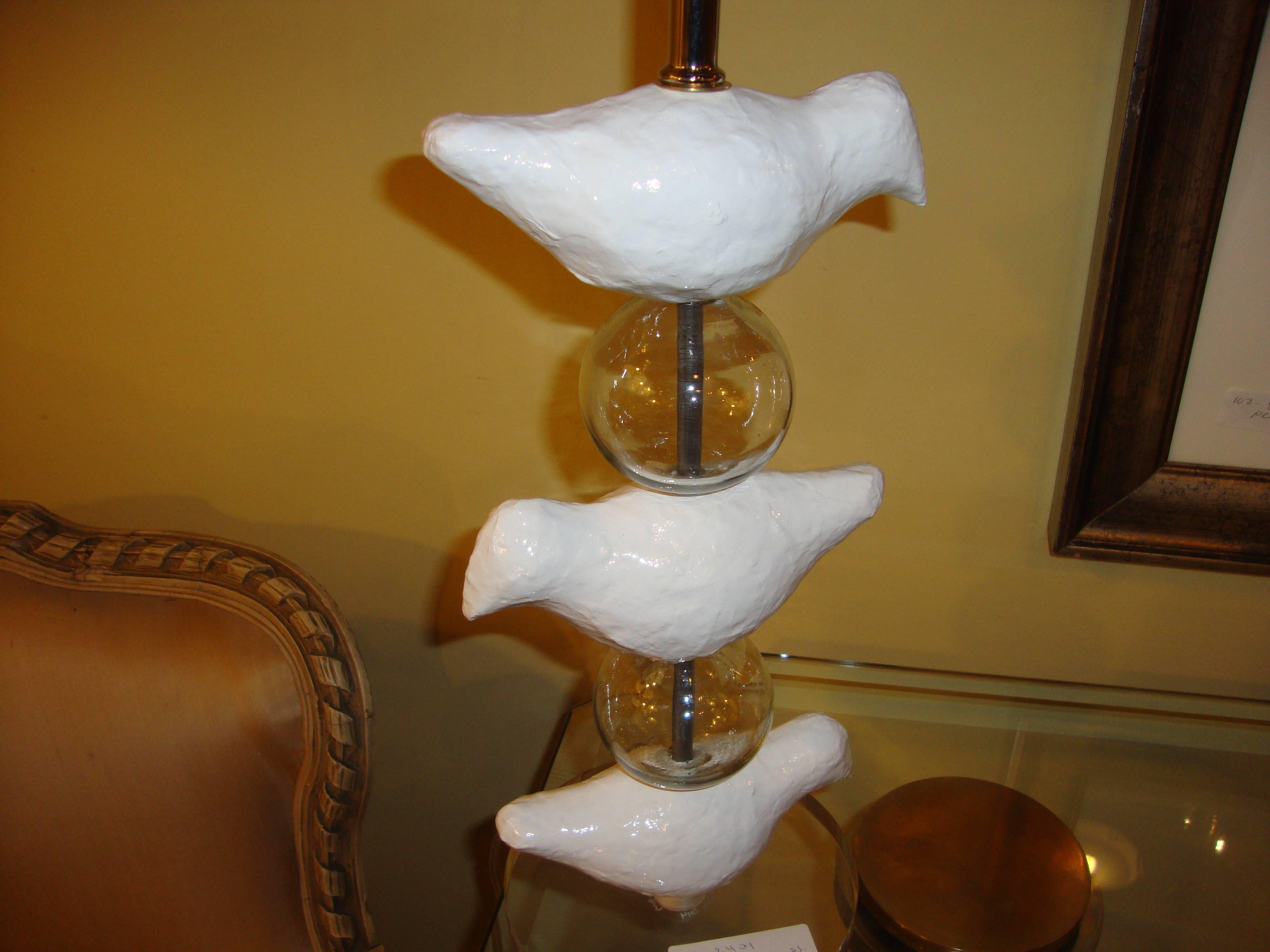 Mid-20th Century Pair of Mid-Century Modern Lucite Lamps Depicting Birds with Bird Finial