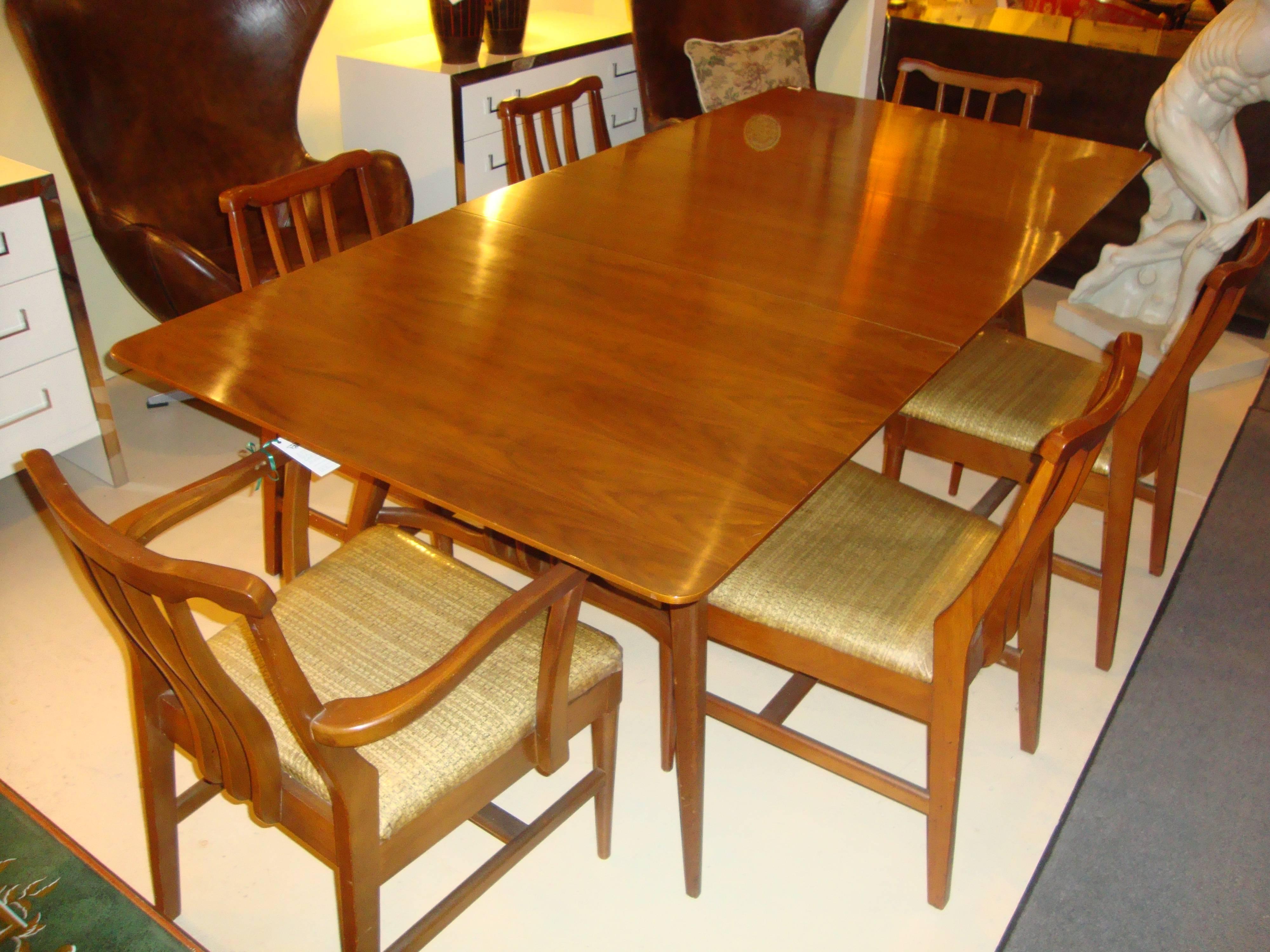 Set of Six Mid-Century Modern Dining Chairs 2
