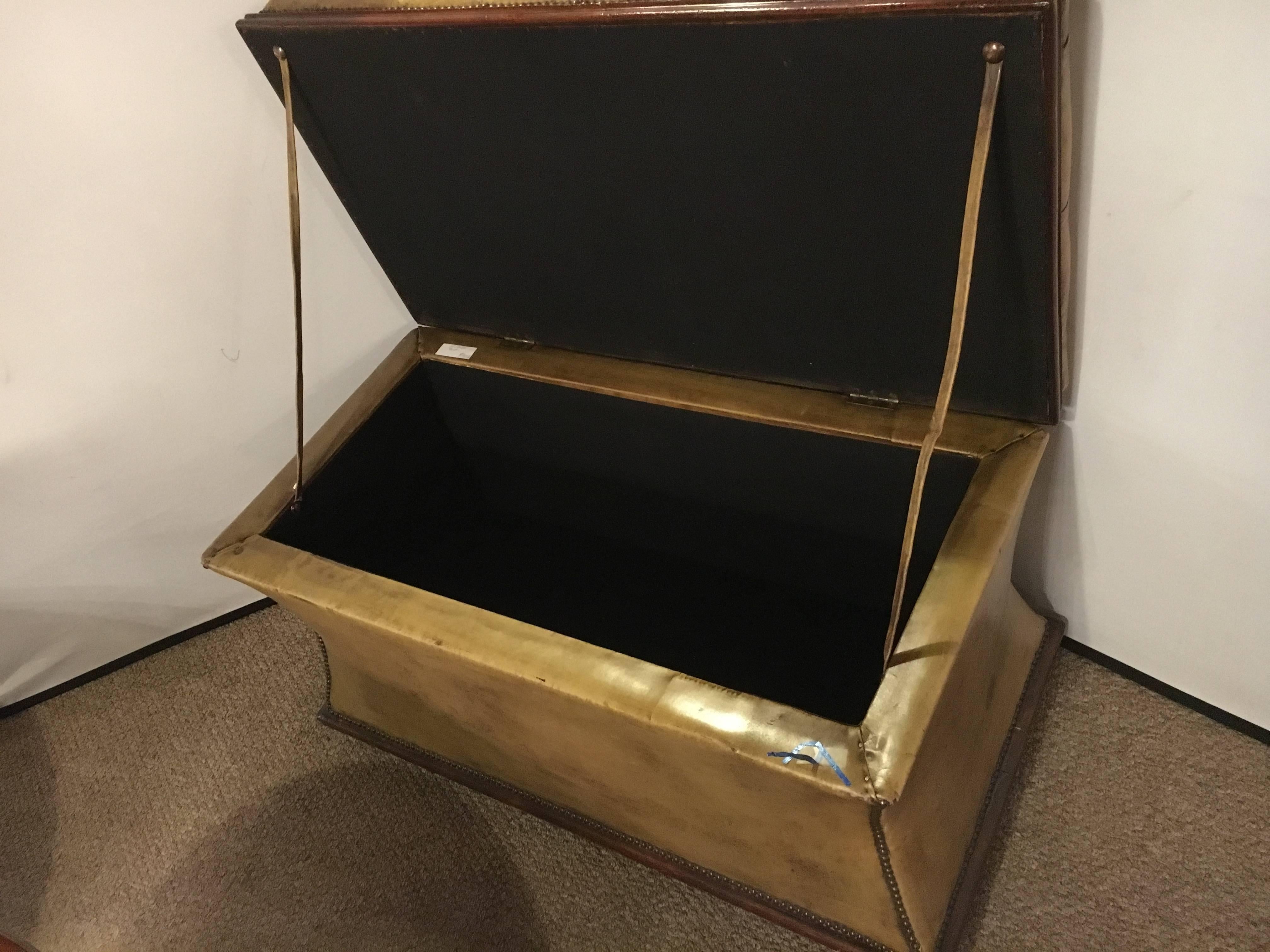 20th Century Antique English Tufted Leather Storage Chest or Dowry