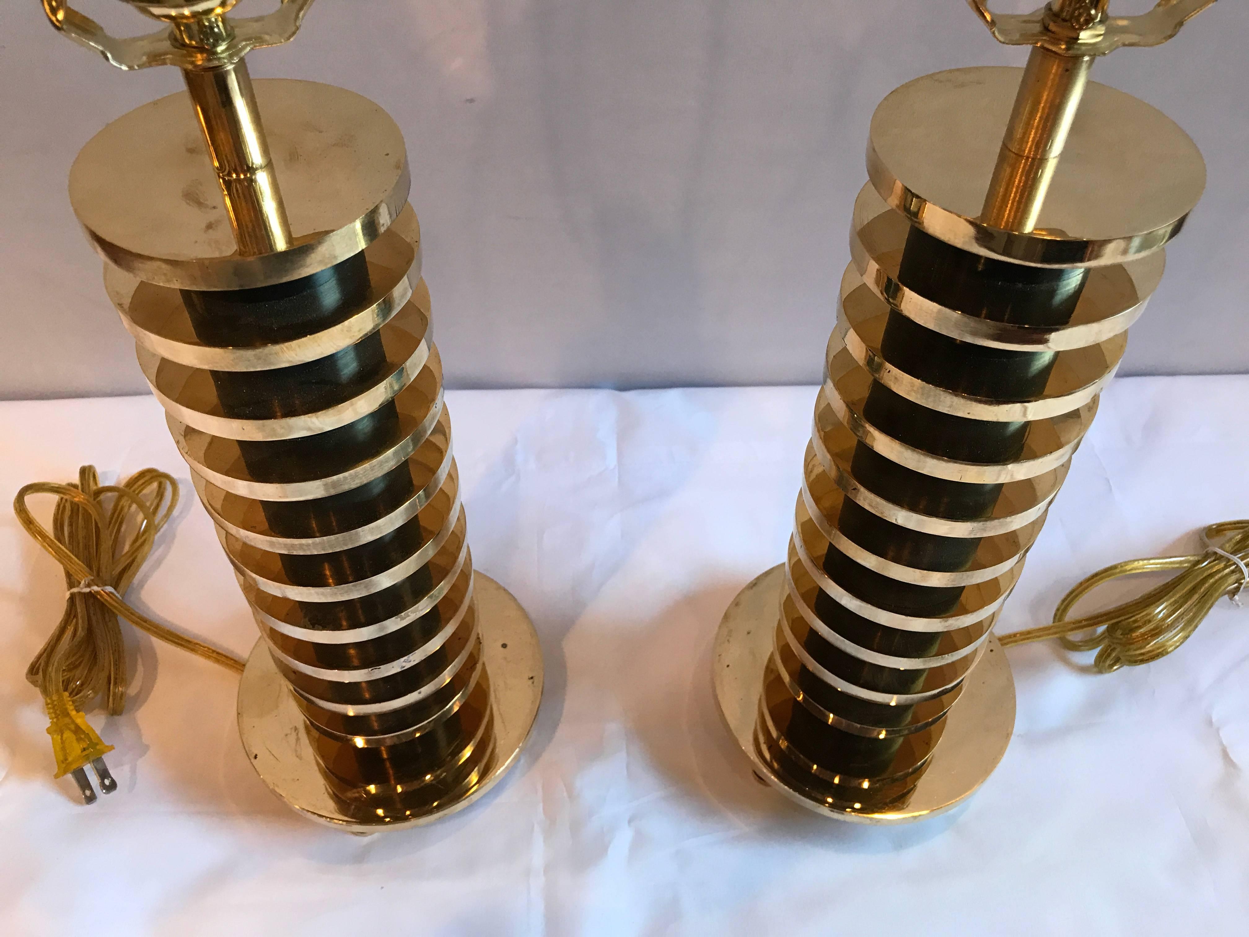 Pair of Brass and Metal Disk Shaped Mid-Century Modern Table Lamps 1