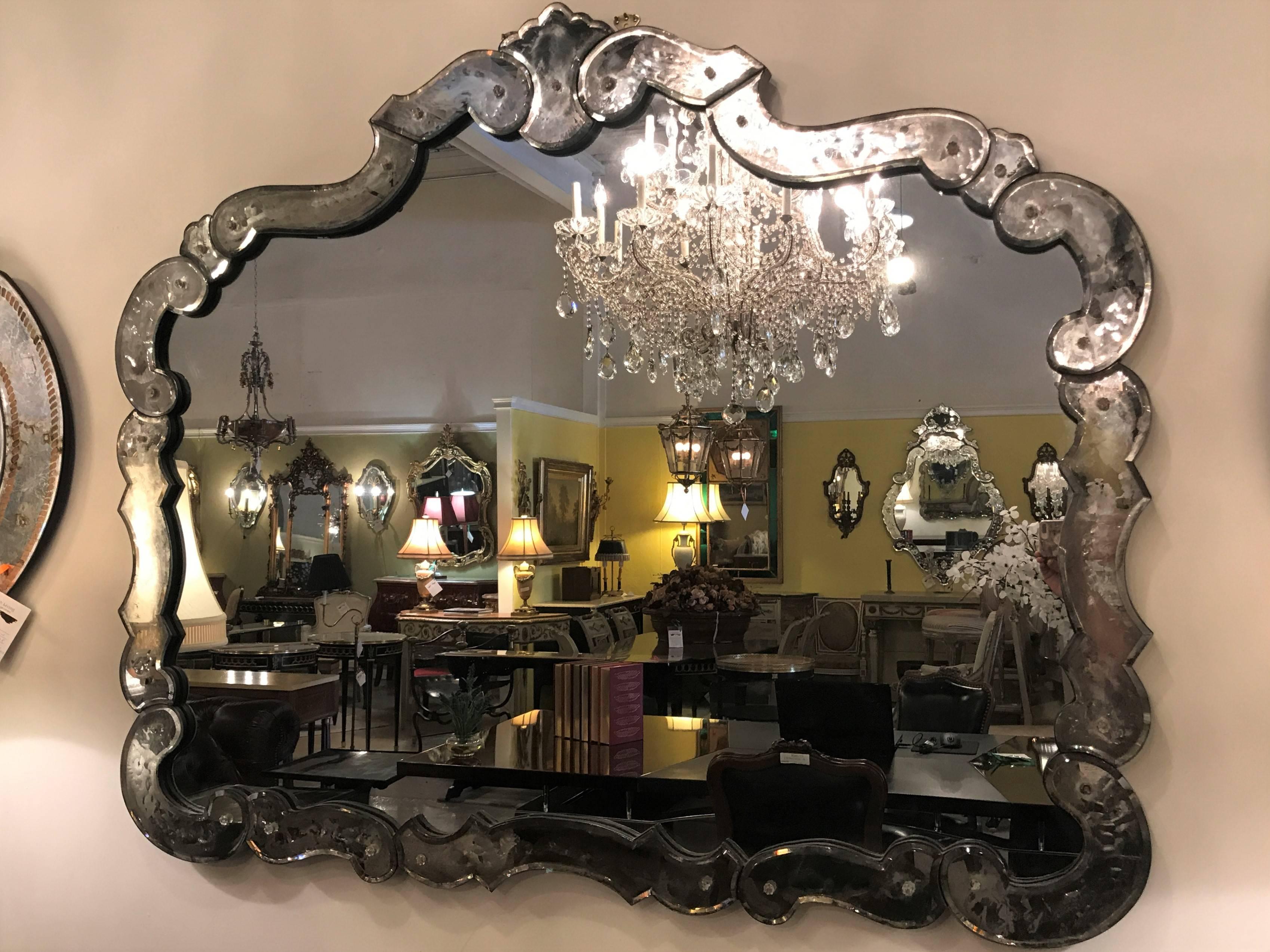 Fine Venetian Style circa 1930s Vanity or over the Mantel Mirror 2
