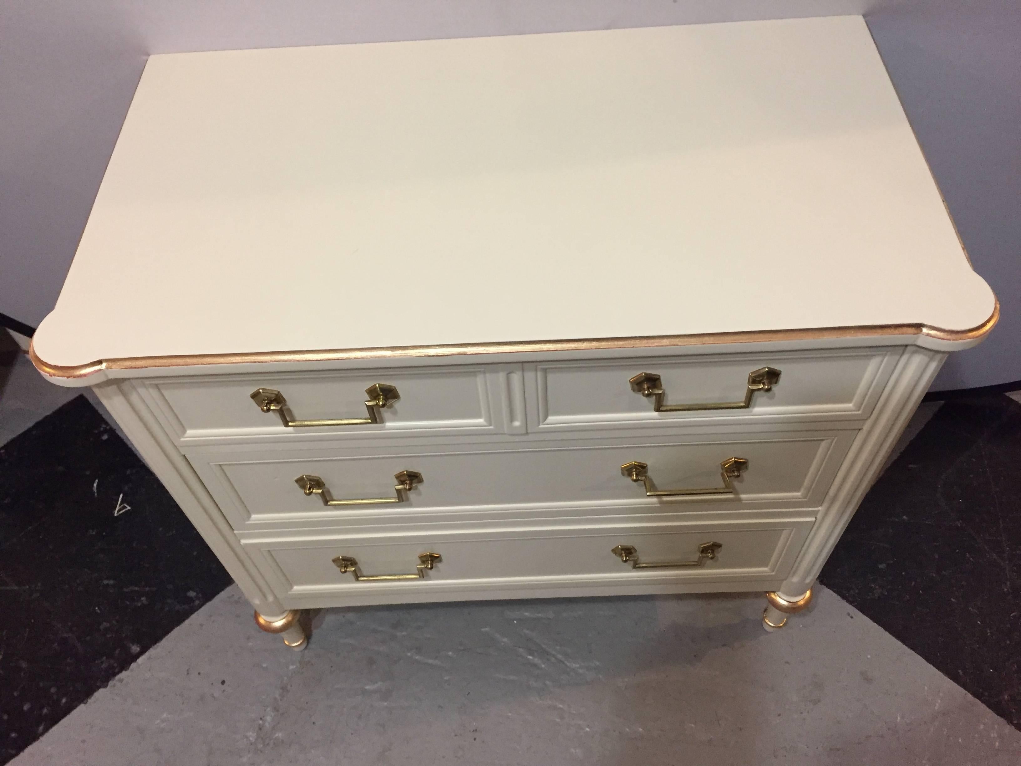Parcel Paint and Gilt Decorated Commode Nightstand Manner of Jansen In Good Condition In Stamford, CT