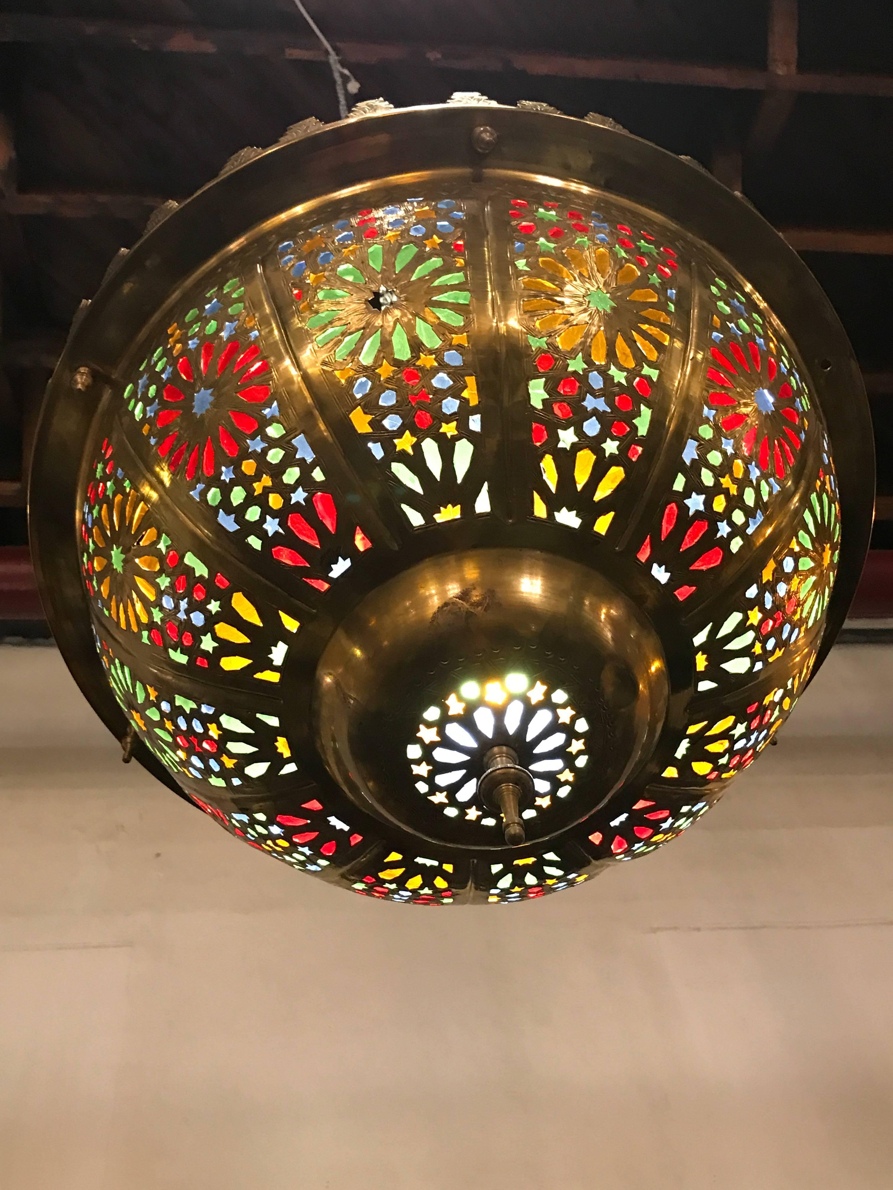 Tiffany Fashioned Hand-Hammered Brass and Colored Glass Light Fixture In Good Condition In Stamford, CT