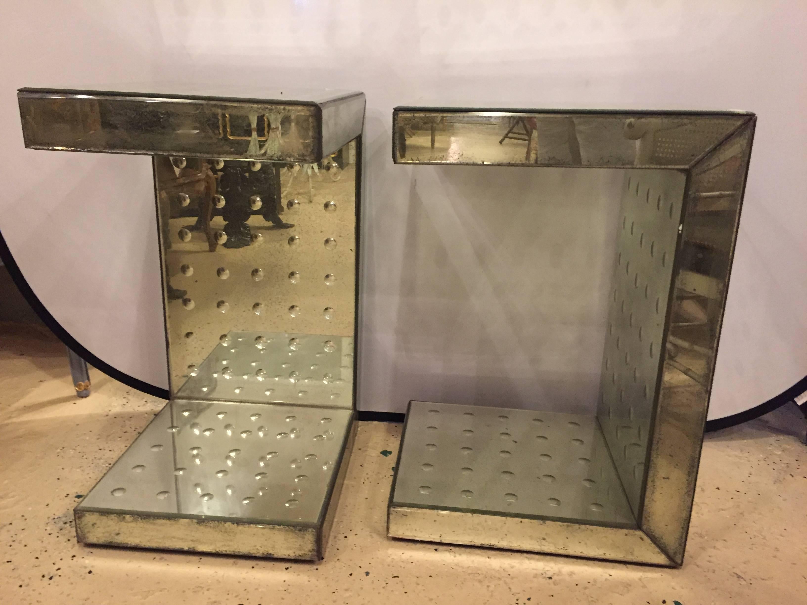 Pair of Art Deco Style Bulls-Eye Mirrored Lamp Or Side Tables In Good Condition In Stamford, CT