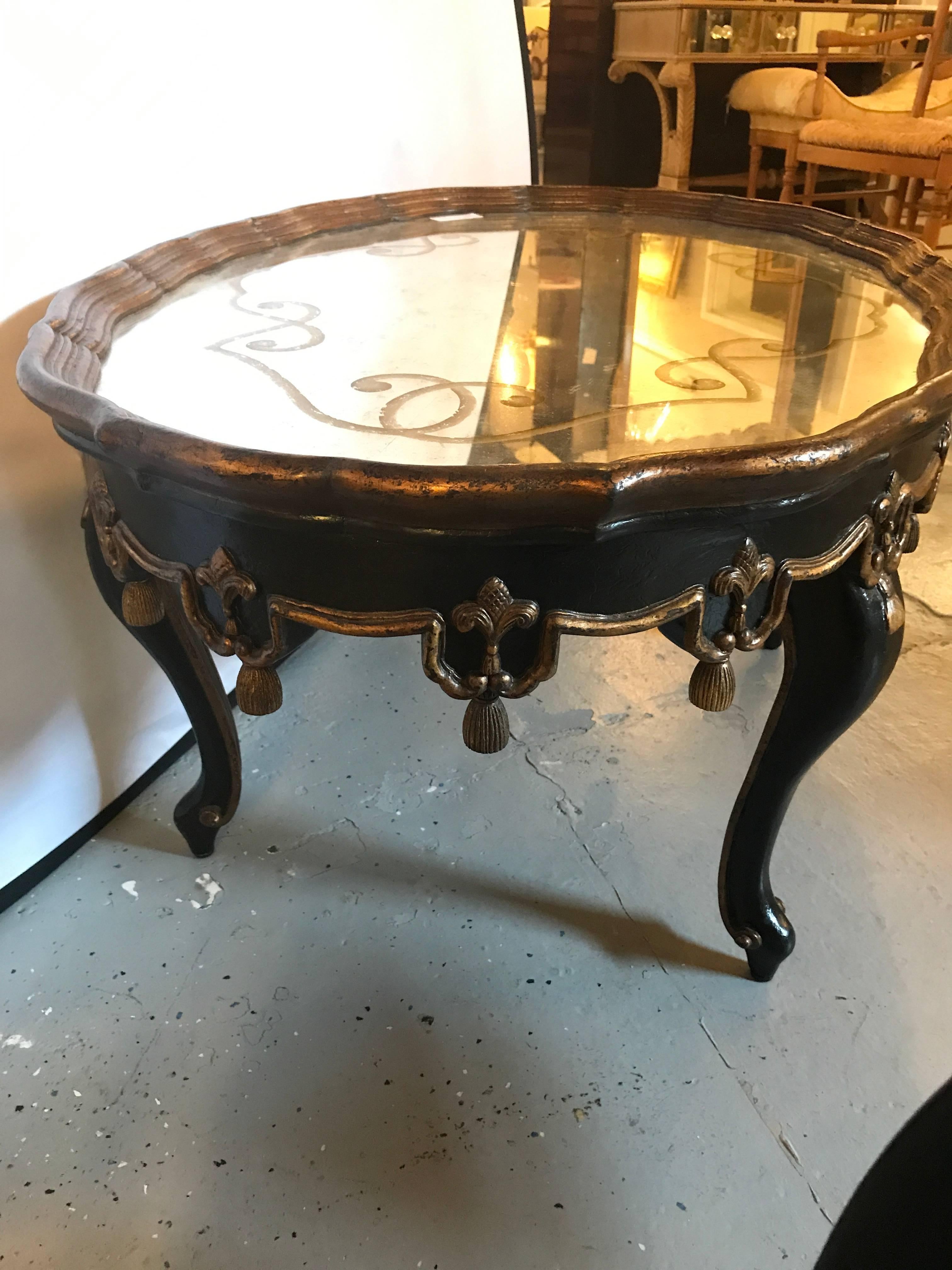 Louis XVI Fashioned Églomisé Mirror Top Coffee Table with Ebony and Gilt Base 3
