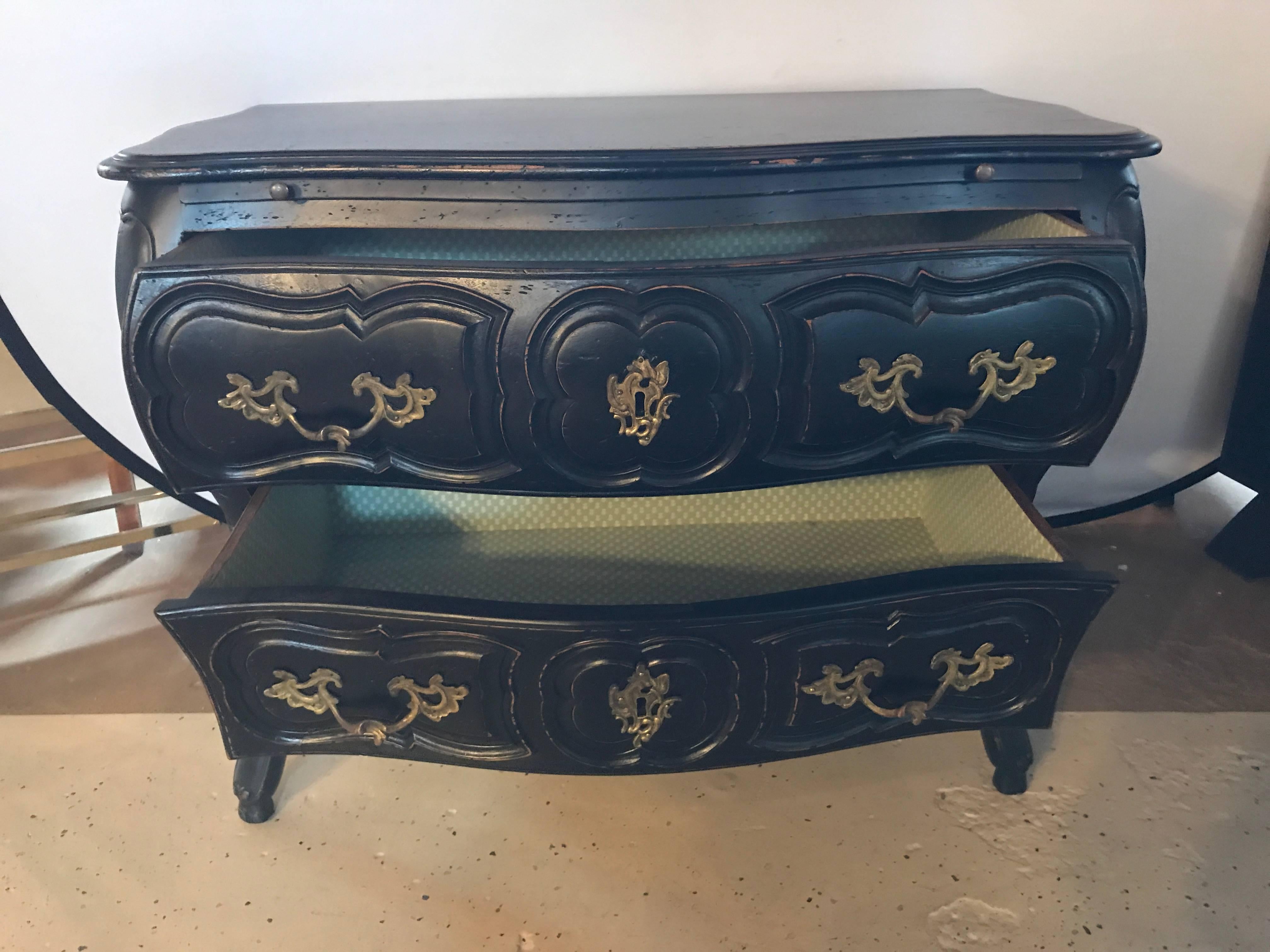 Black Distressed Bombe Commode with Bronze Mounts and Pull-Out Tray Top In Good Condition In Stamford, CT