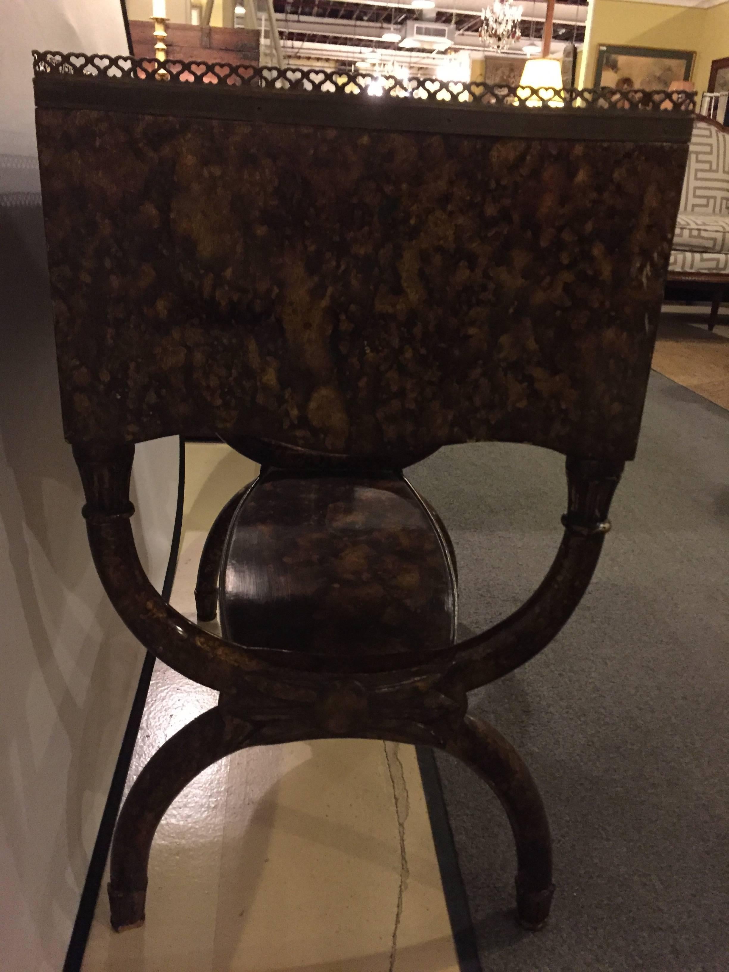 Regency Style Faux Tortoise Decorated End Table 2