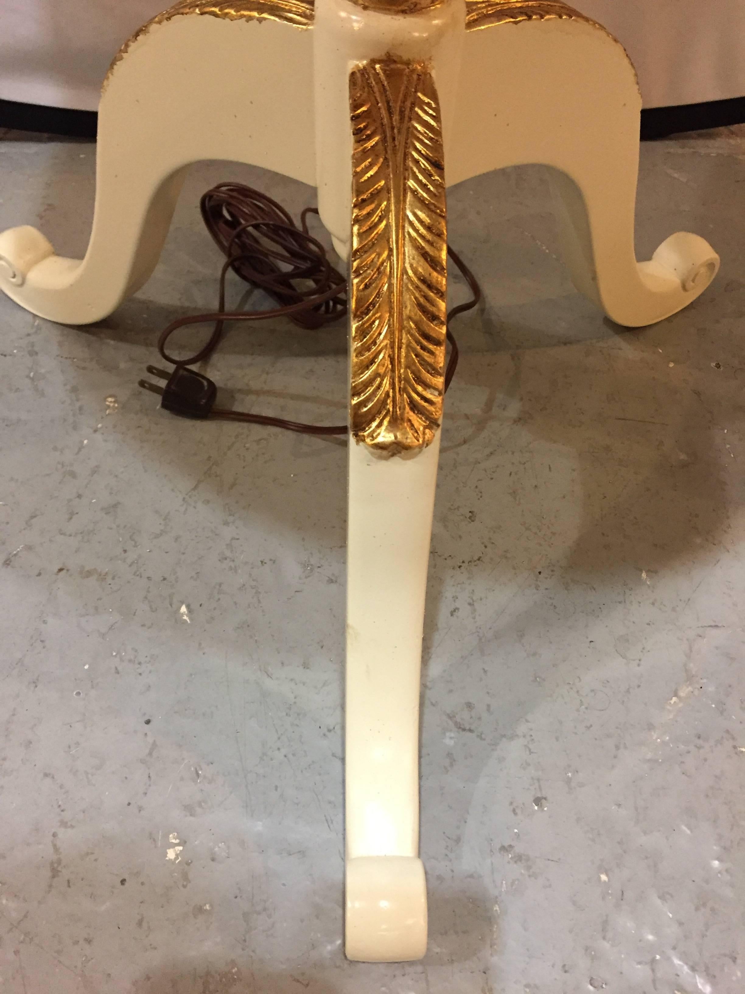 Off-White and Gilt Gold Paint Decorated Table Lamp with Custom Shade In Good Condition In Stamford, CT