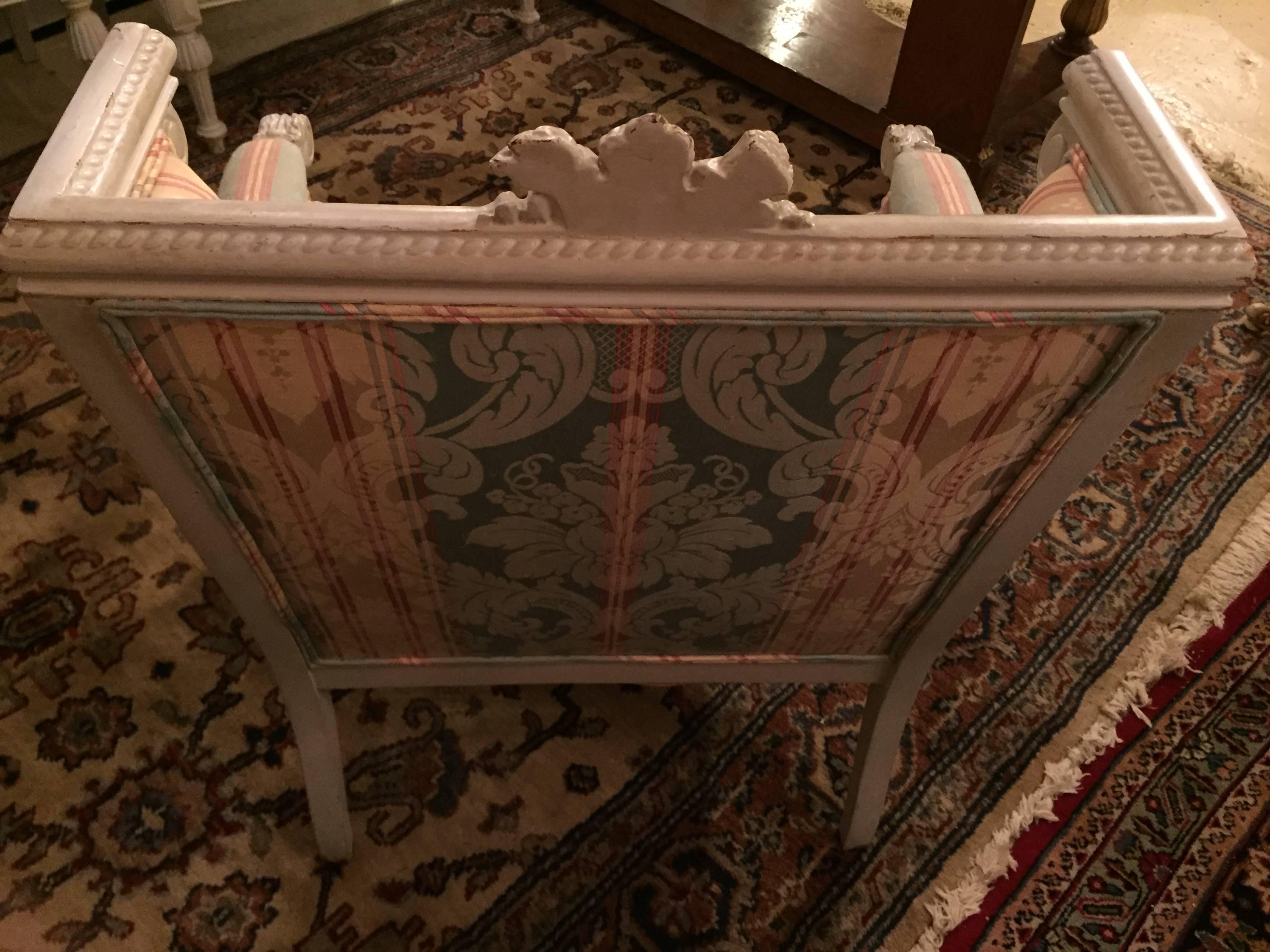 Mid-20th Century Swedish Fashioned Louis XVI Style Salon Suite, Off-White Paint Decorated Finish