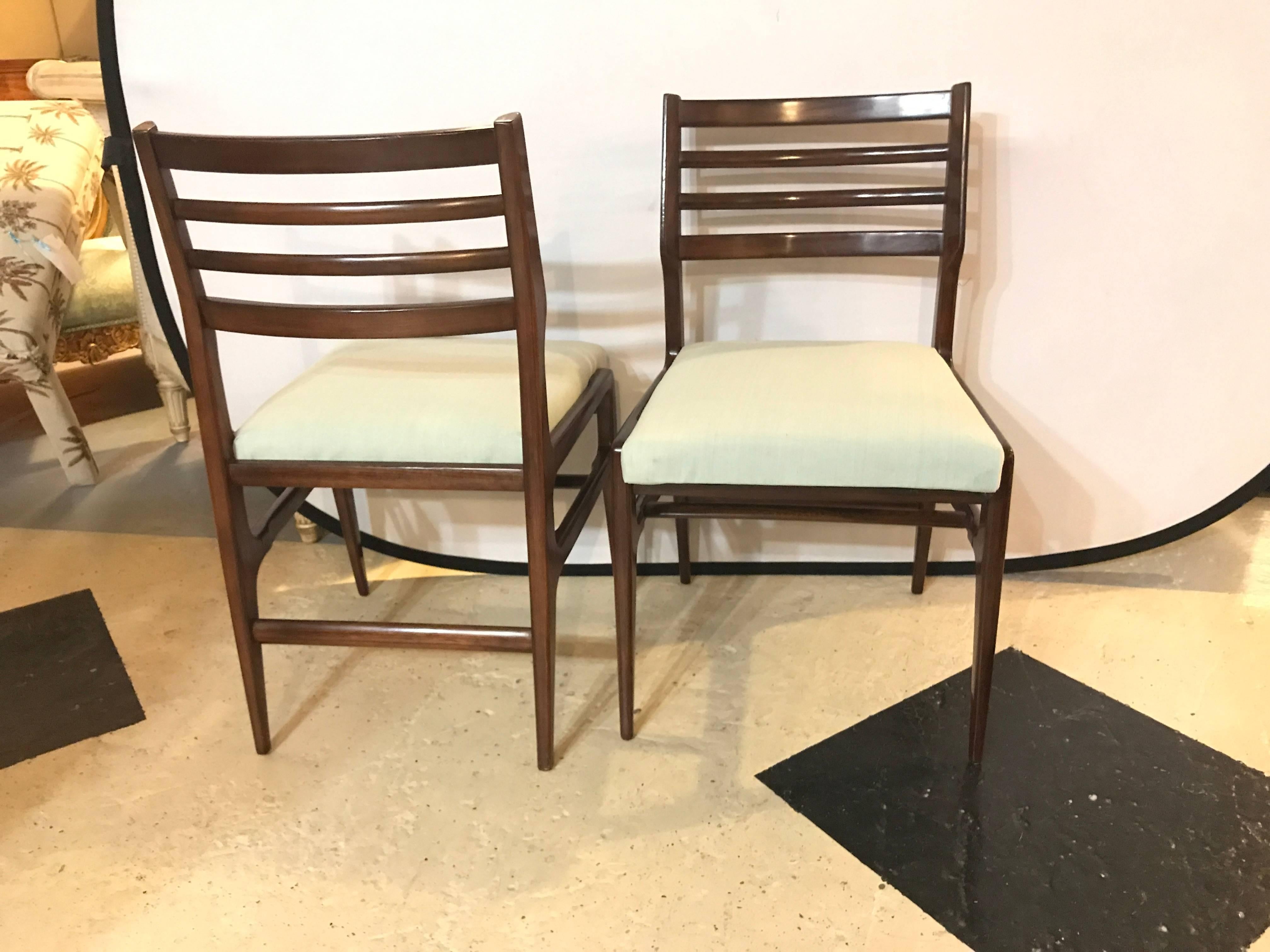 Set of Six Mid-Century Modern Rosewood Dining Chairs by R'way Furniture 1