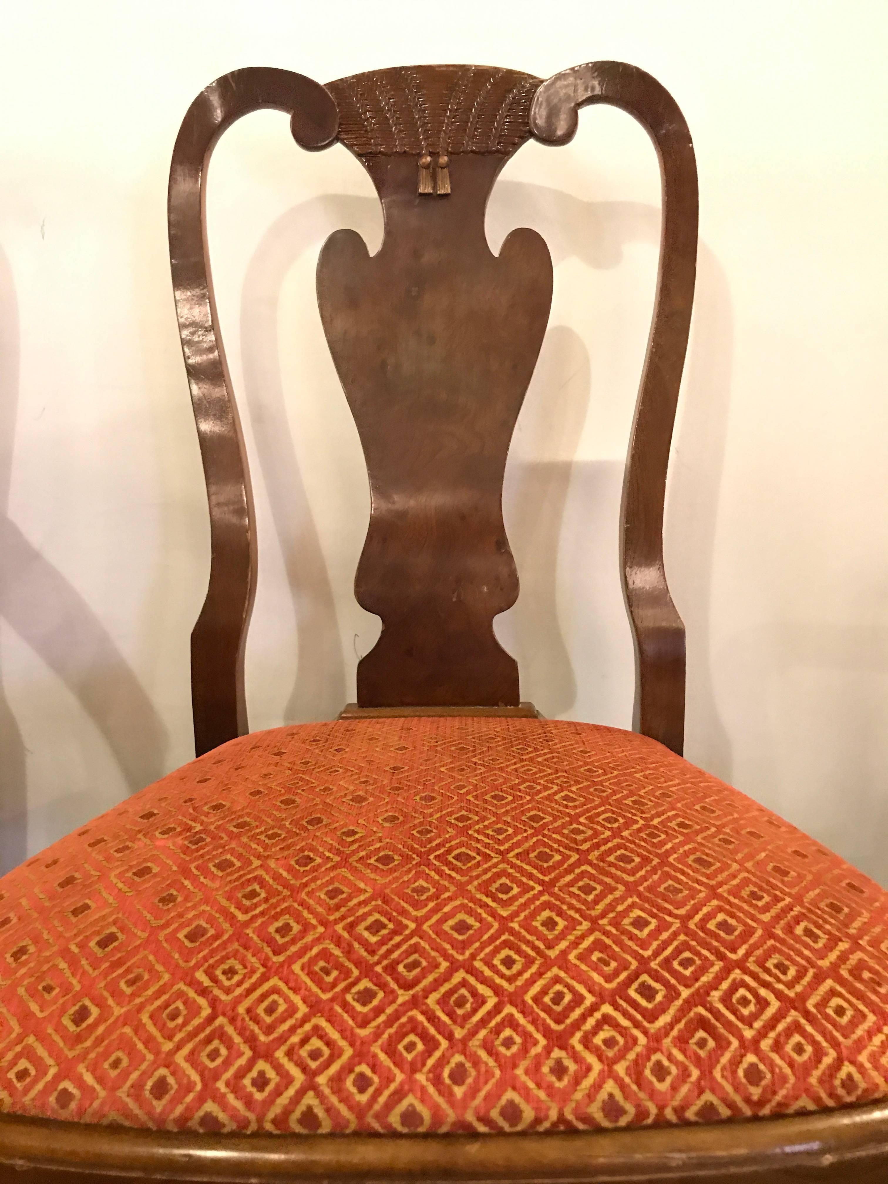 Set of Ten Queen Anne Style Dining Chairs, Pair of Arm and Eight Side Chairs In Good Condition In Stamford, CT