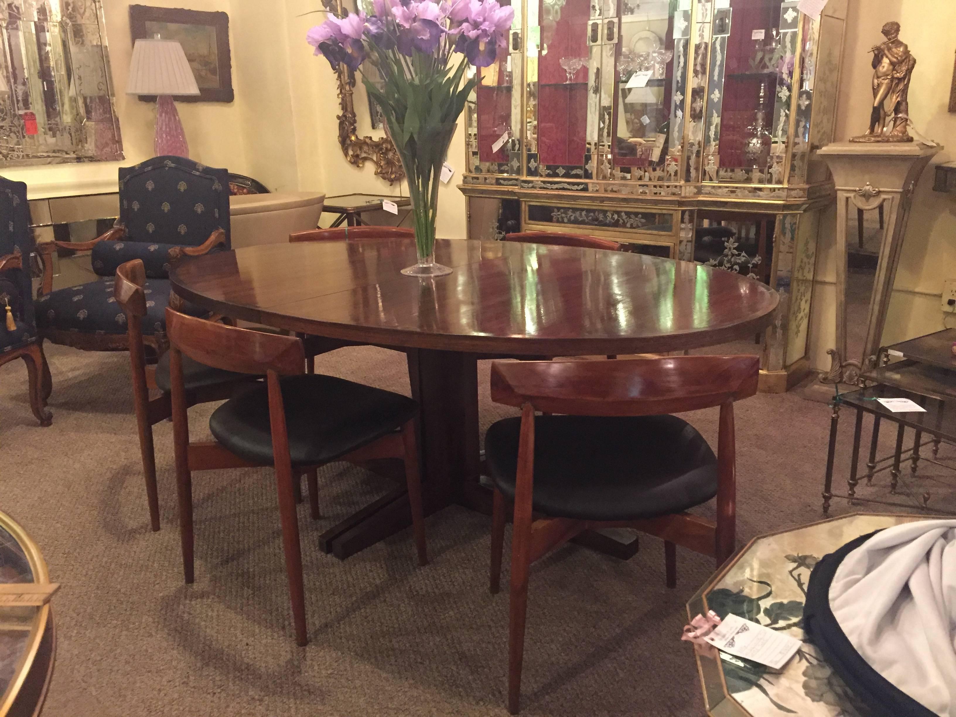 American Rosewood Oval Mid-Century Modern Dining Room Table with One Leaf