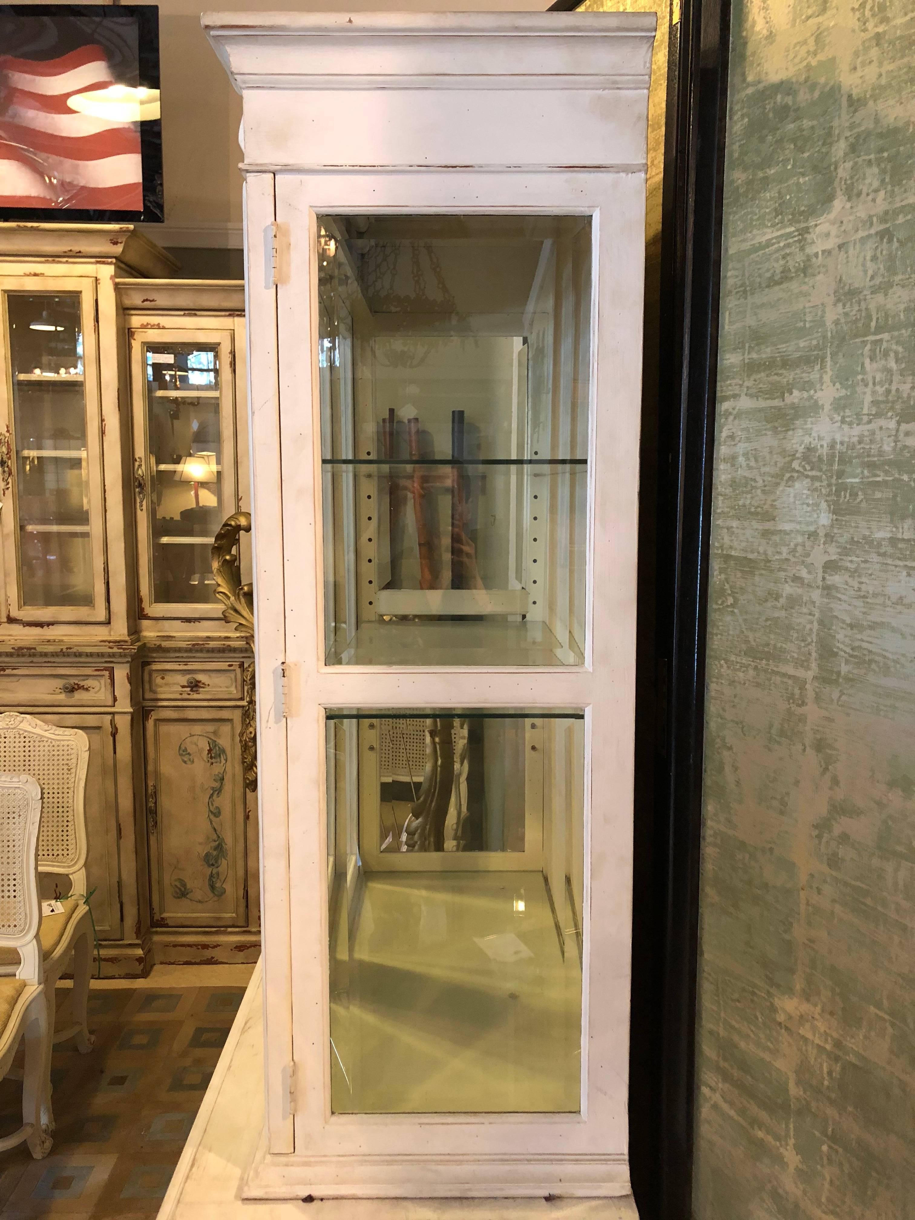 Swedish Style Distressed Paint Decorated Cabinet Having a Mirrored Bottom In Good Condition In Stamford, CT