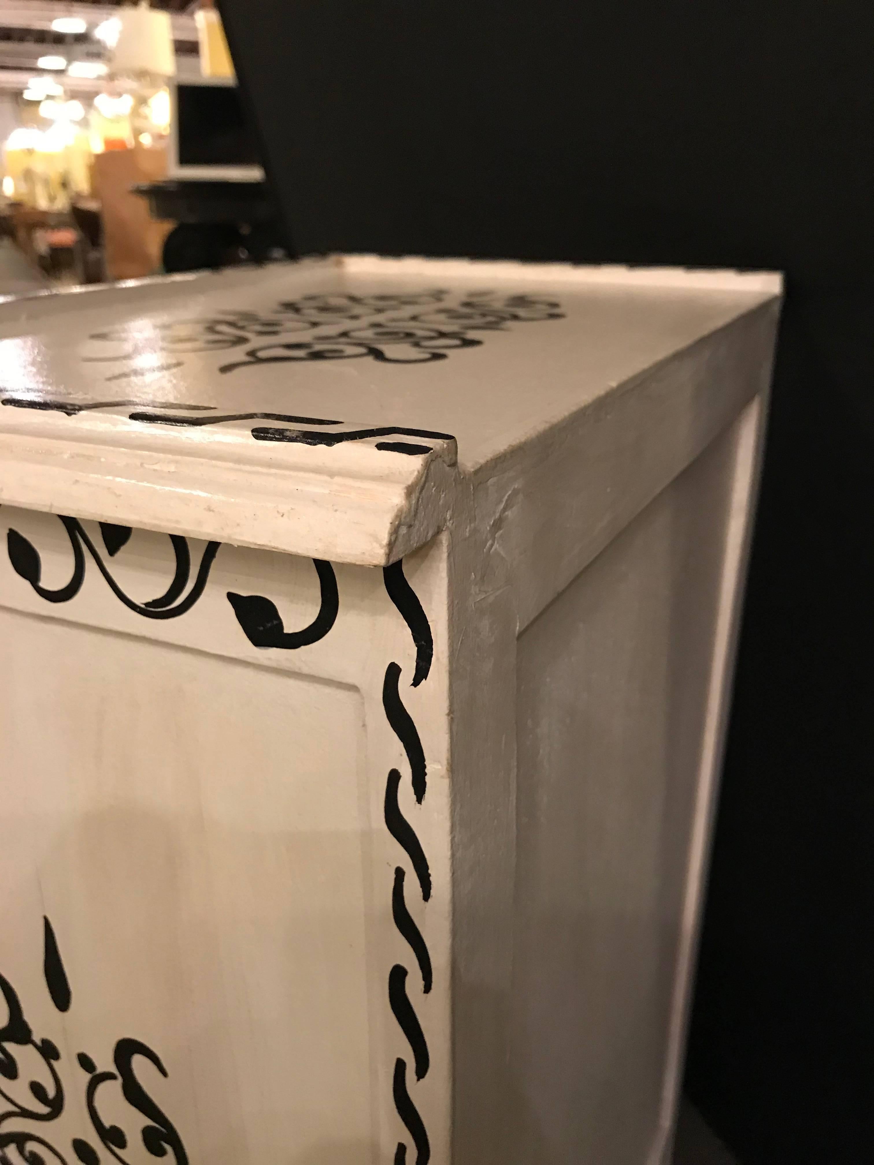 Pair of Hand-Painted Moroccan Nightstands or End Tables 1