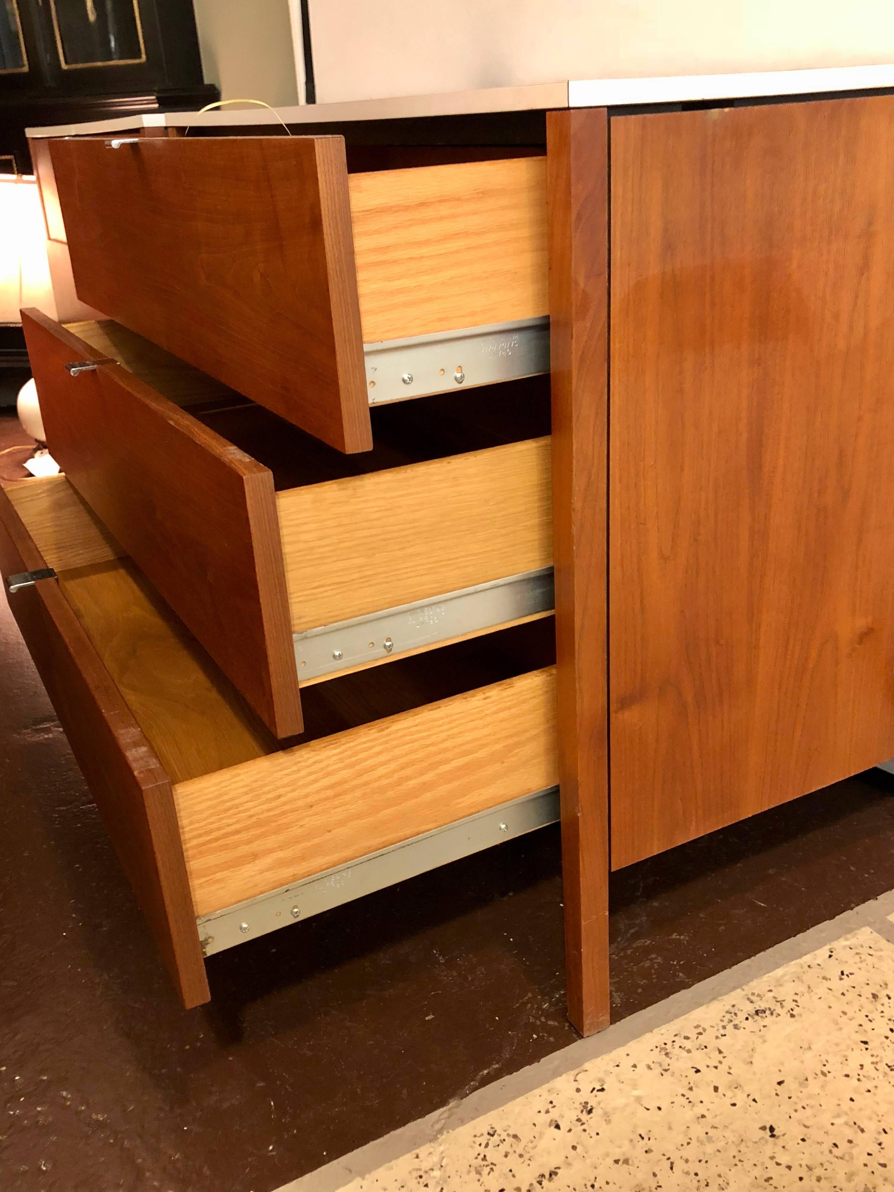 Pair of Signed Custom Florence Knoll and Associates Chests or Commodes In Good Condition In Stamford, CT